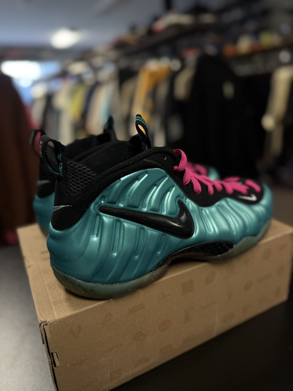 Nike Nike Foamposite Electric Blue Size 11 (2011) (624041-410) Size US 11 / EU 44 - 6 Thumbnail
