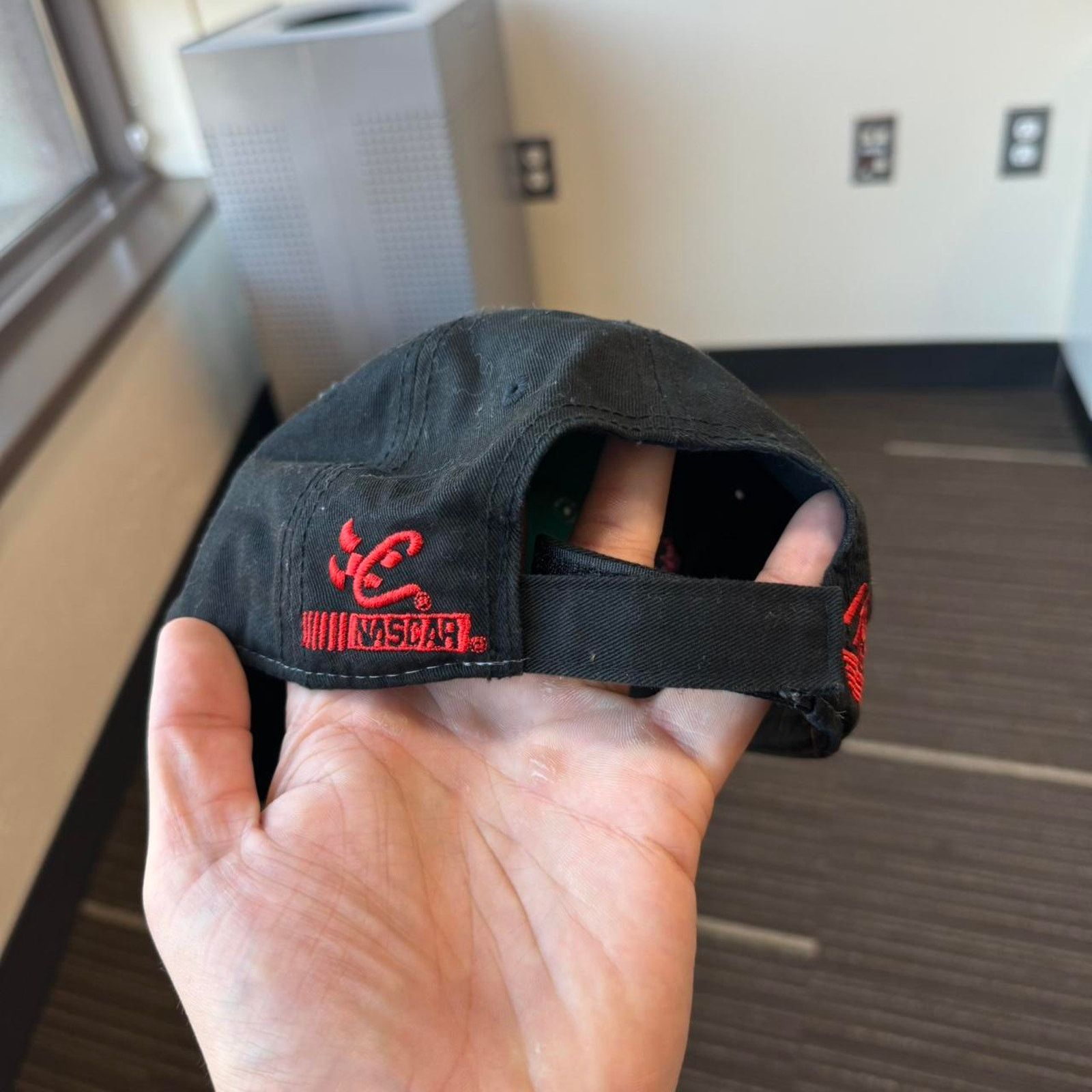 Chase Authentics Chase Authentics Dale Earnhardt Jr. NASCAR green red cap Size ONE SIZE - 2 Thumbnail