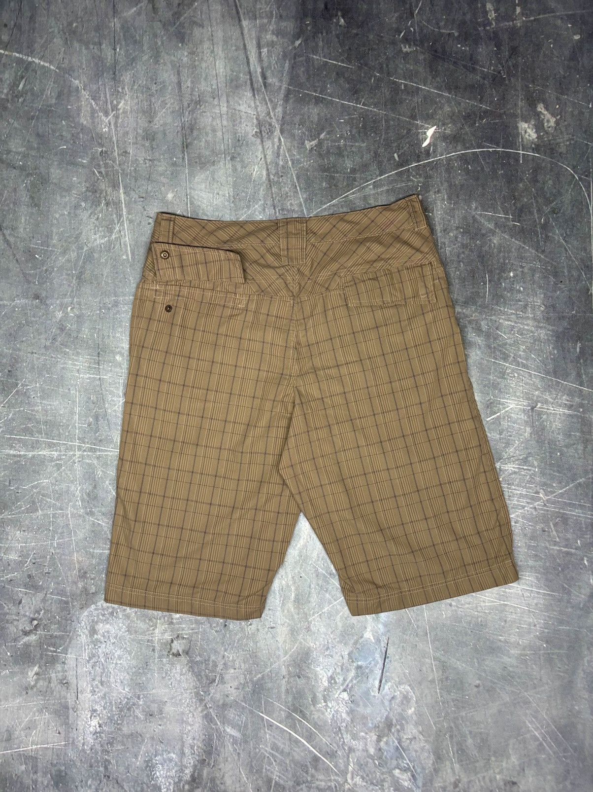 Mountain Hardwear 📔Mountain Hardwear Check Short Size US 34 / EU 50 - 6 Thumbnail