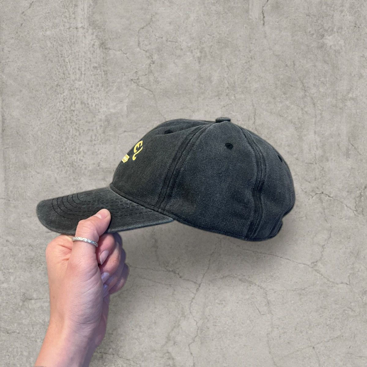 Japanese Brand 90s vintage style cap, black cap with yellow logo. One size Size ONE SIZE - 2 Thumbnail