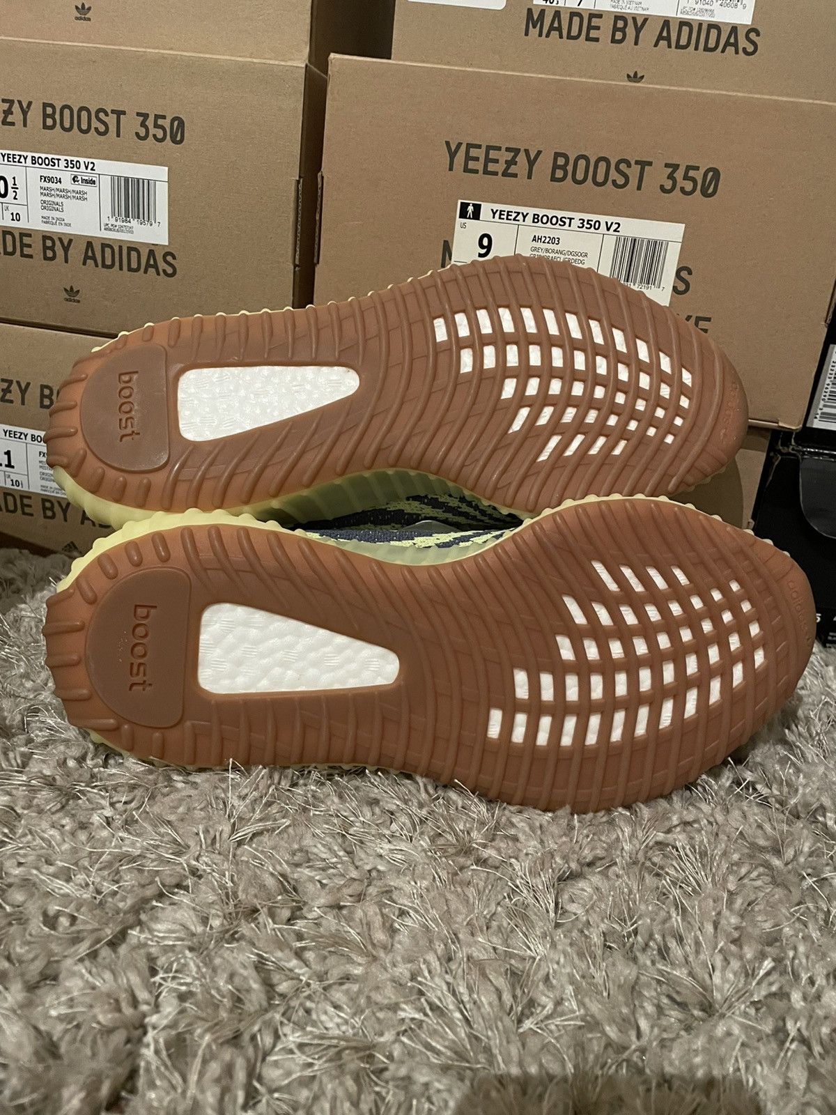 Yeezy Yeezy 350 V2 Semi Frozen Yellow Size US 9.5 / EU 42-43 - 8 Thumbnail