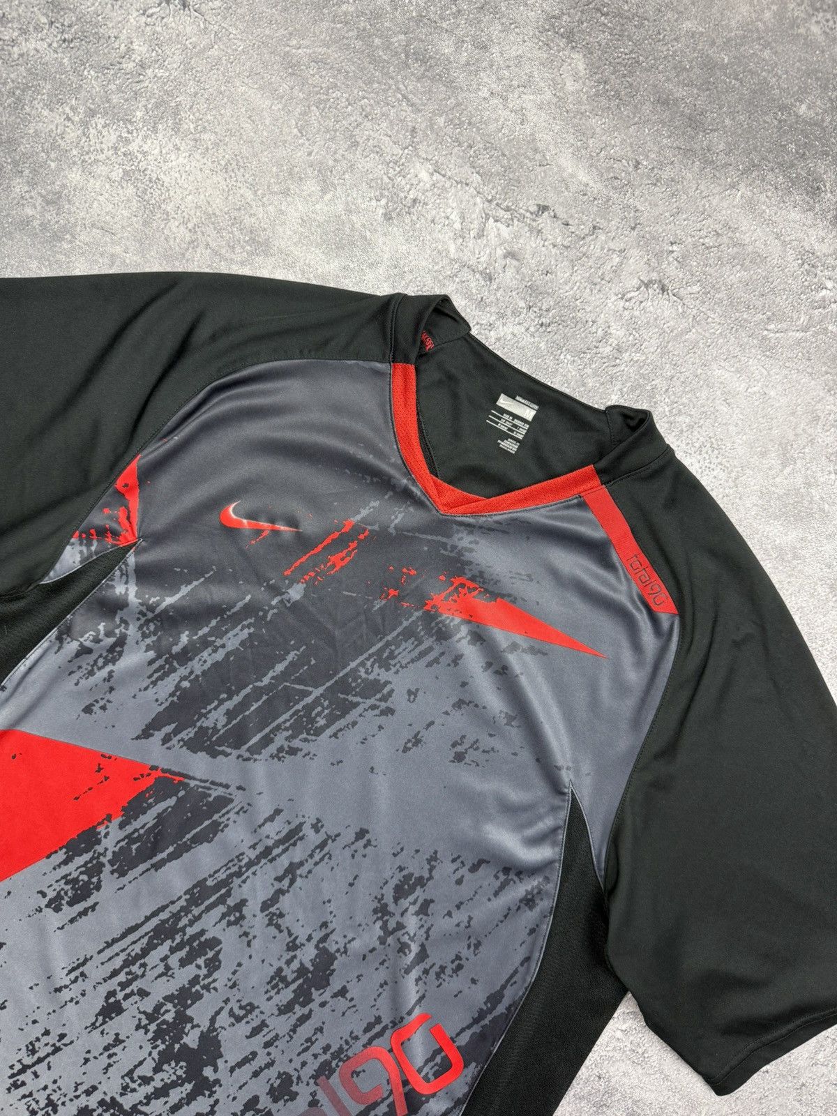 Nike Vintage Nike Total 90 TN Jersey T-Shirt Y2K Swoosh Drill Tee Size US M / EU 48-50 / 2 - 9 Thumbnail
