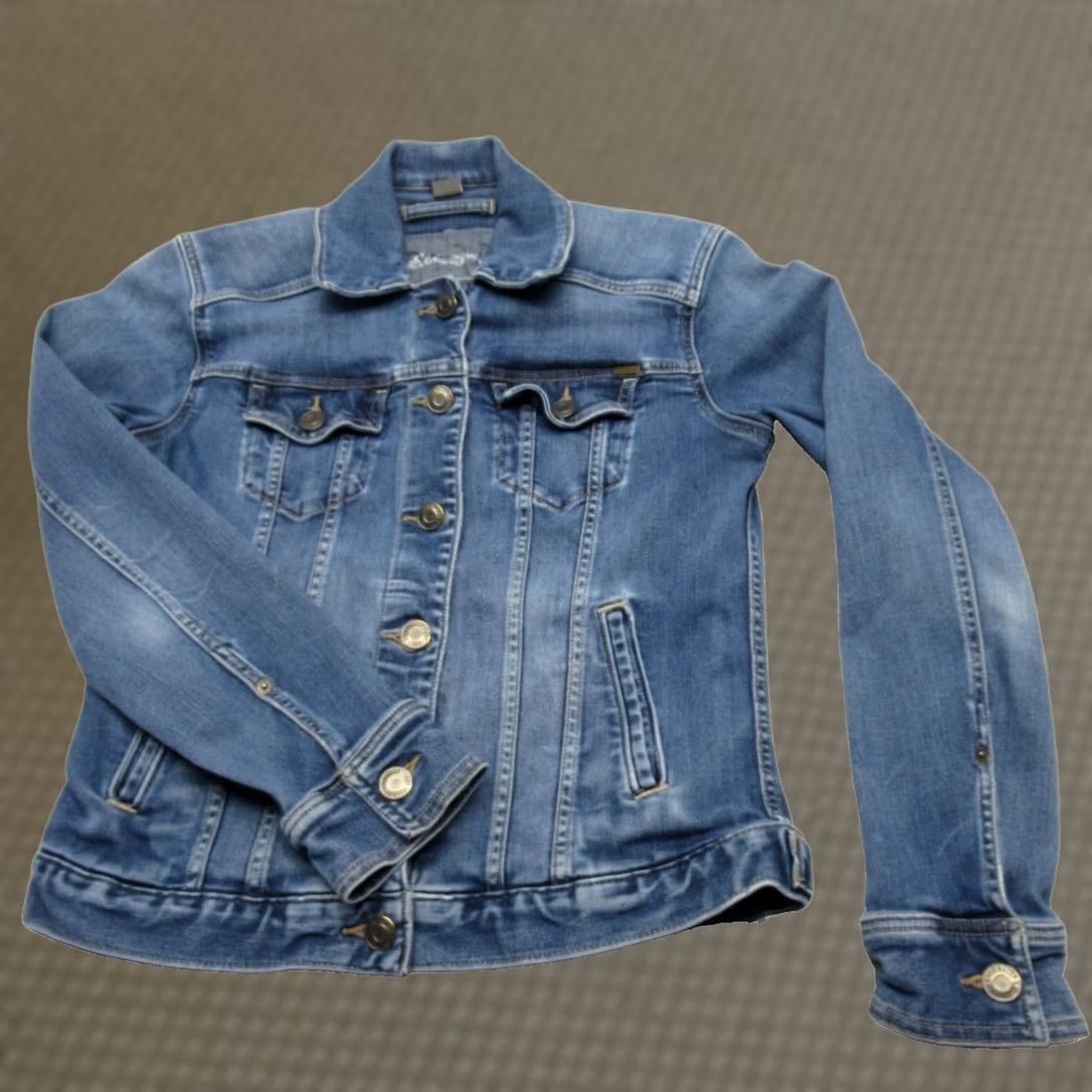 Eddie Bauer Eddie Bauer Denim Jacket Womens Small Blue Button Front Waist Tab Pockets Size S / US 4 / IT 40 - 1 Thumbnail