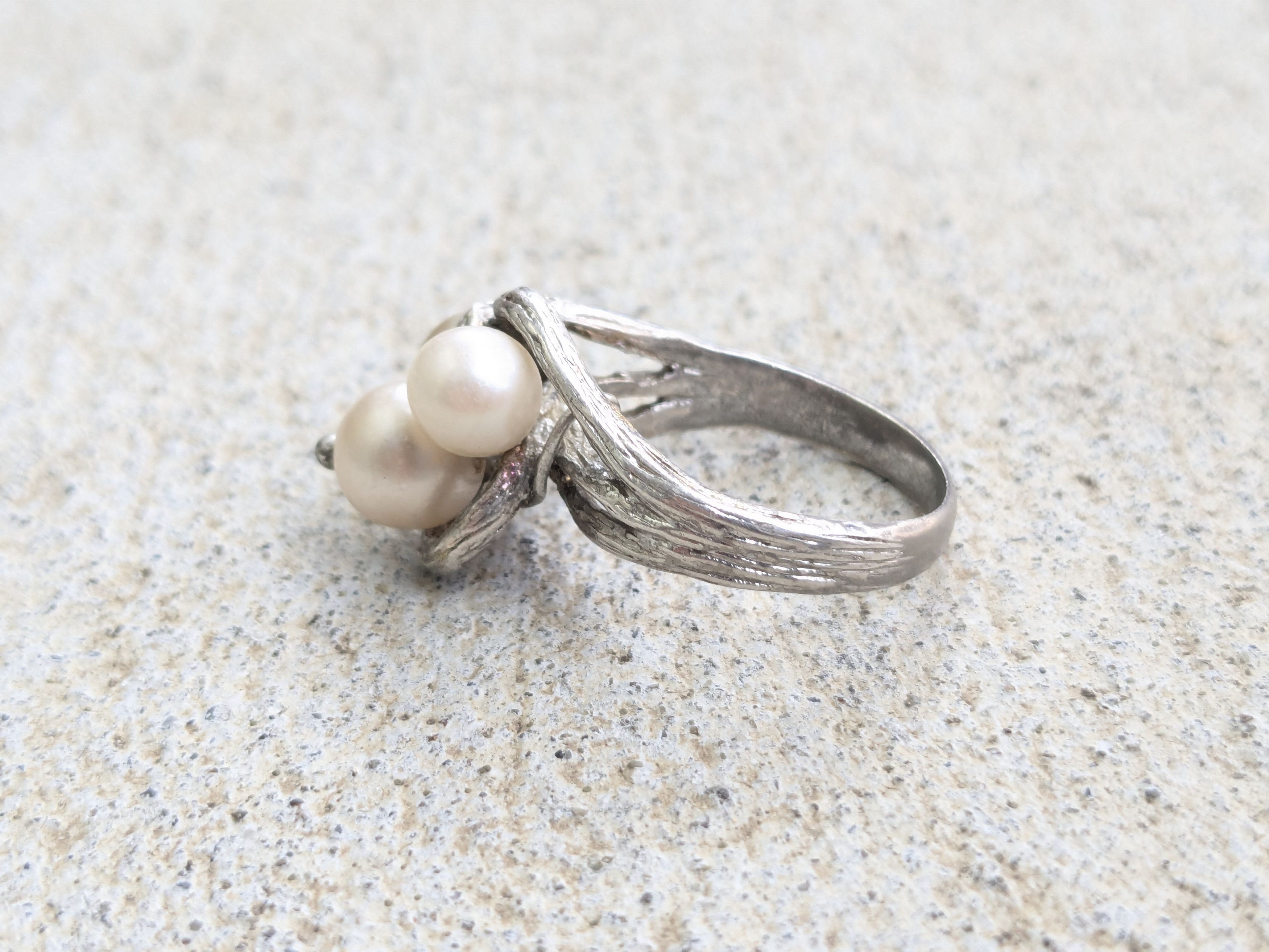 Jewelry Vintage Sterling Silver Ring 8.25 Faux Pearls Brutalist Size ONE SIZE - 3 Thumbnail