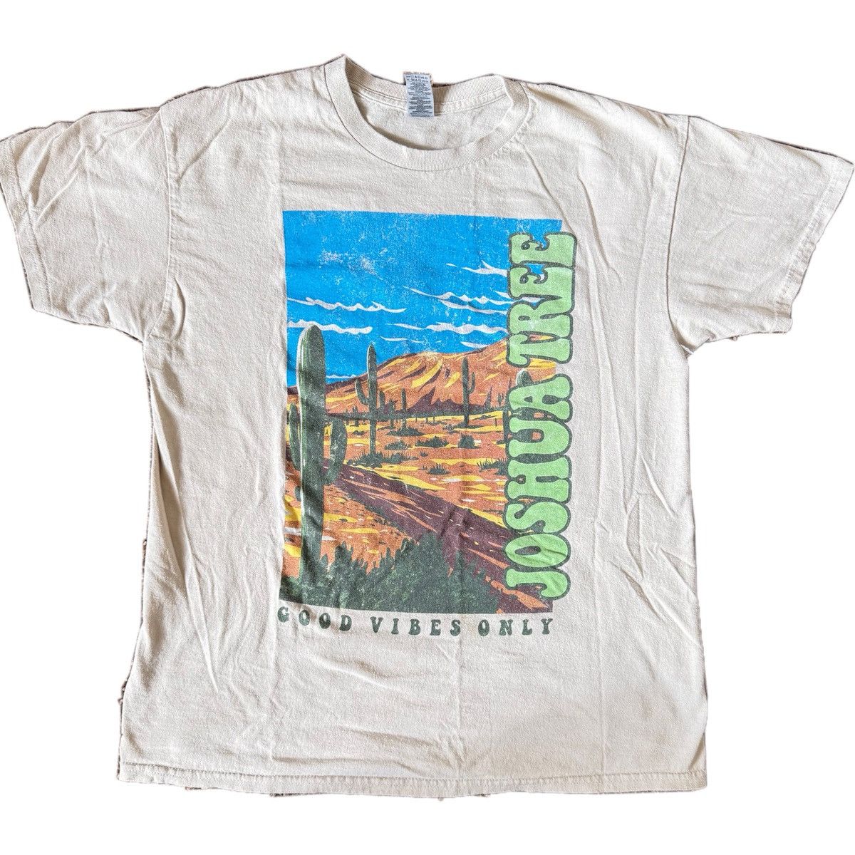 Gildan Golden L tan cream Joshua Tree t-shirt National Park desert Size L / US 10 / IT 46 - 2 Thumbnail