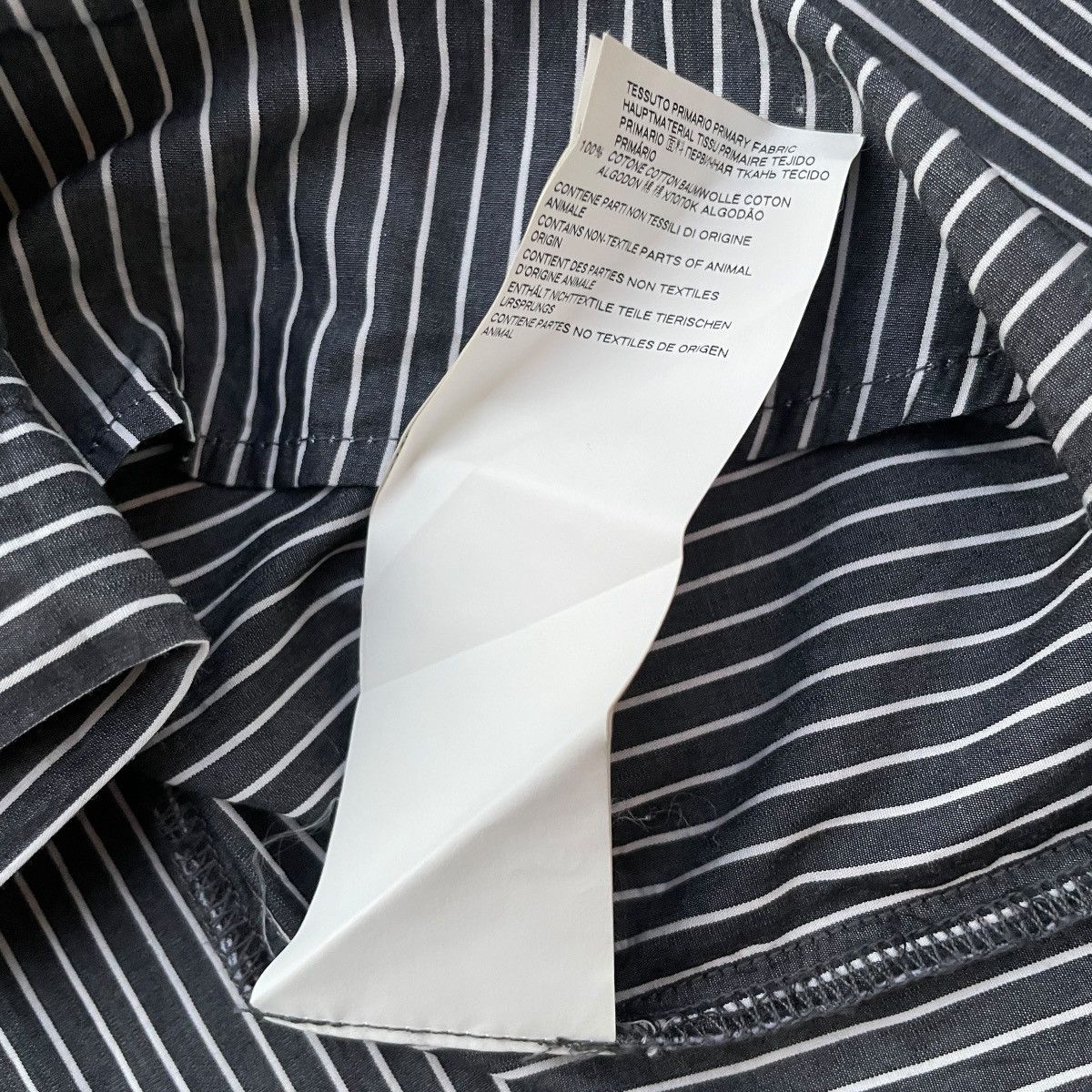 MM6 MM6 Maison Margiela S/S20 Striped Long Back Button-up Shirt Size US M / EU 48-50 / 2 - 7 Thumbnail