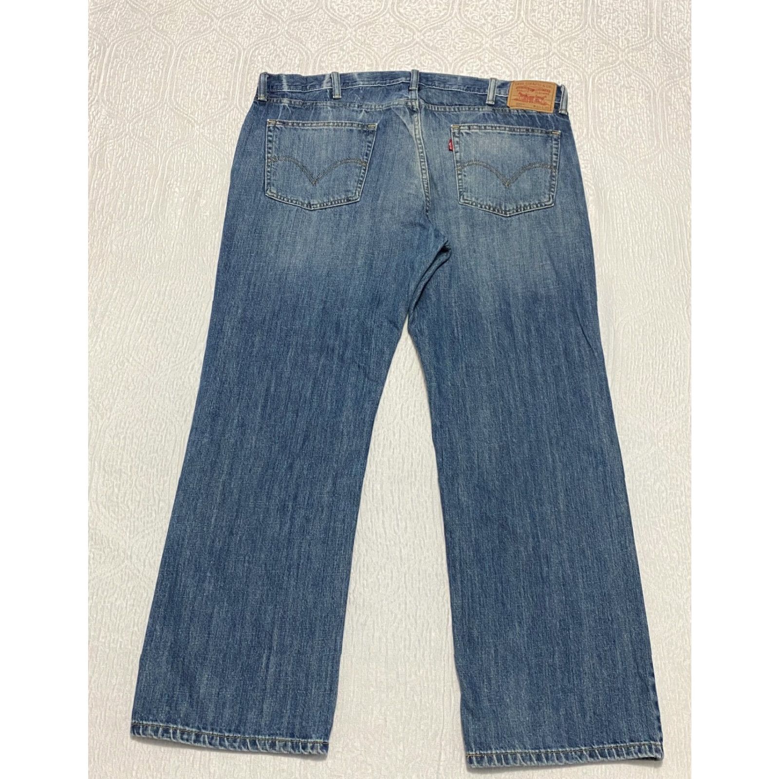 Levi's Levis 559 Relaxed Straight Jeans Size 40×30 Blue Faded Whiskers Wide Leg Mens Size US 40 / EU 56 - 2 Thumbnail