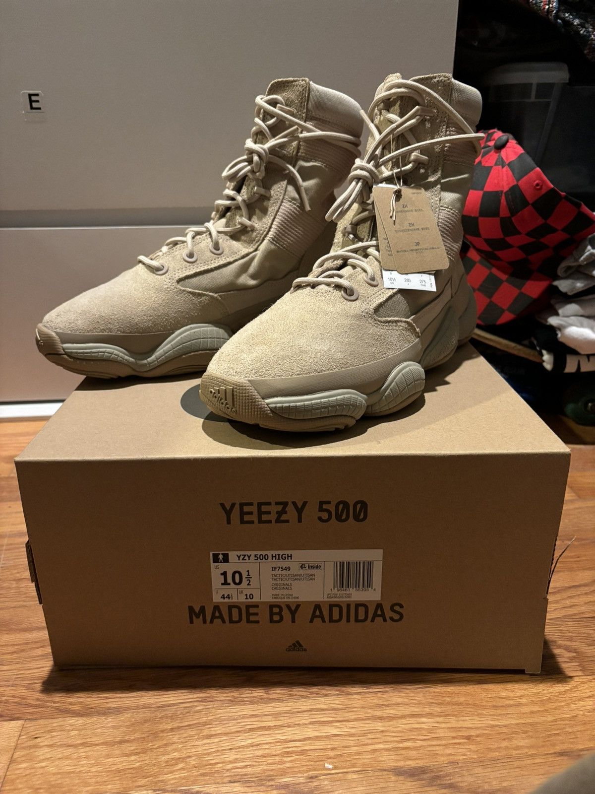 Adidas Adidas Yeezy 500 tactical utility high sand size 10.5 Size US 10.5 / EU 43-44 - 1 Thumbnail