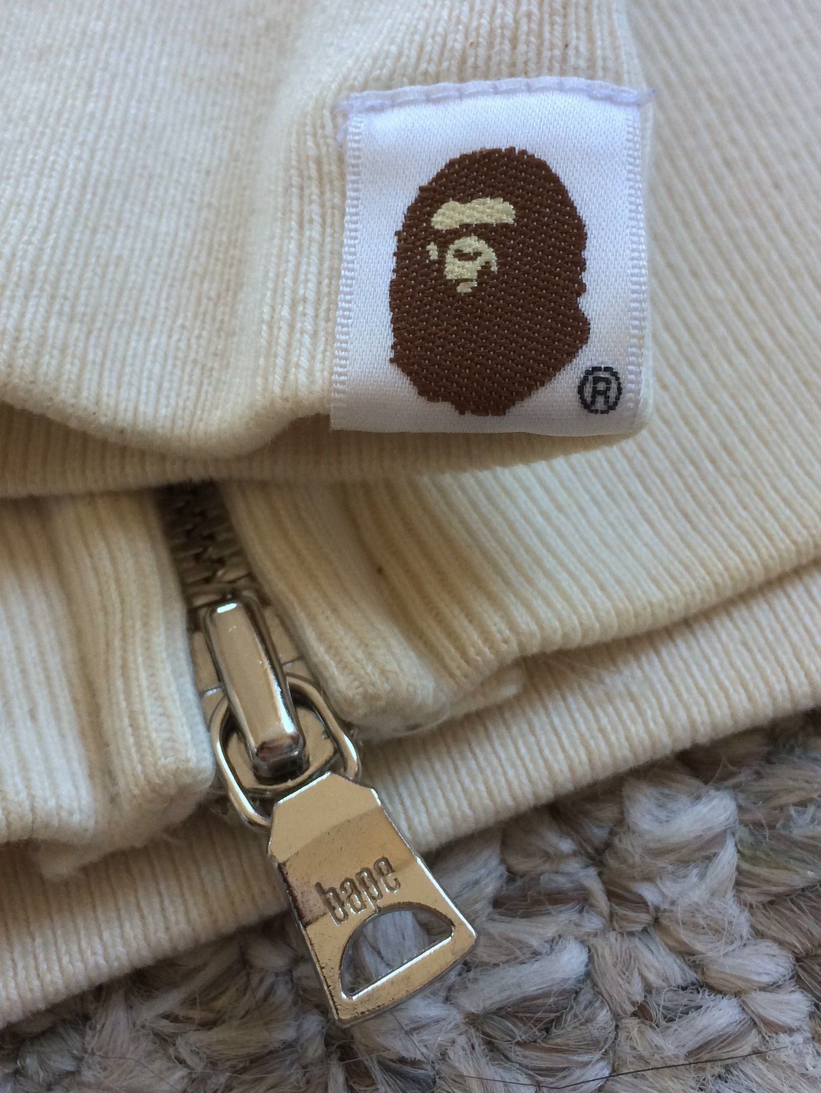 Bape OG Bape Embroidered Crest Logo Zip Hoodie Size US L / EU 52-54 / 3 - 3 Thumbnail
