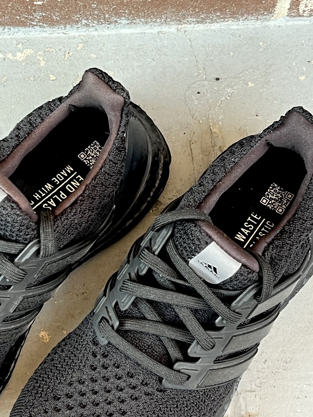 Adidas Adidas Women’s UltraBoost 5.0 DNA 'Triple Black' Size US 6.5 / IT 36.5 - 8 Thumbnail