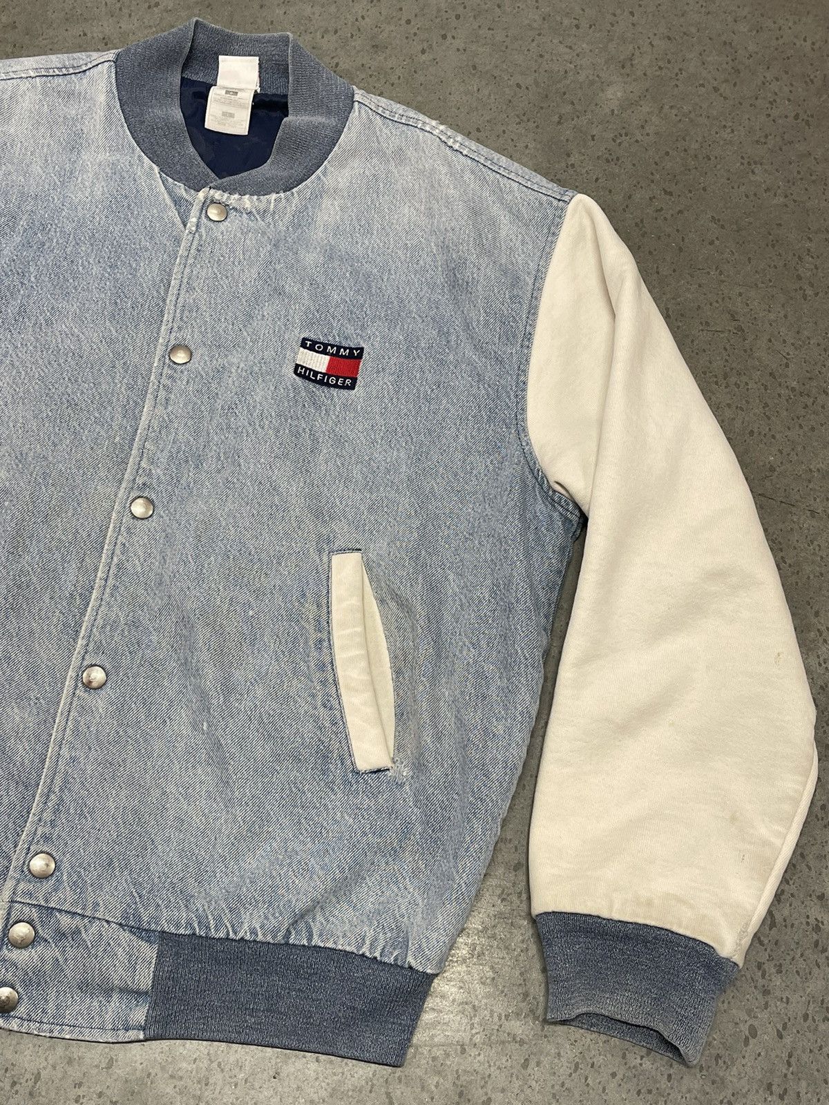 Tommy Hilfiger 90’s 2000’s Vintage Tommy Hilfiger Denim Bomber Jacket Size US L / EU 52-54 / 3 - 4 Thumbnail