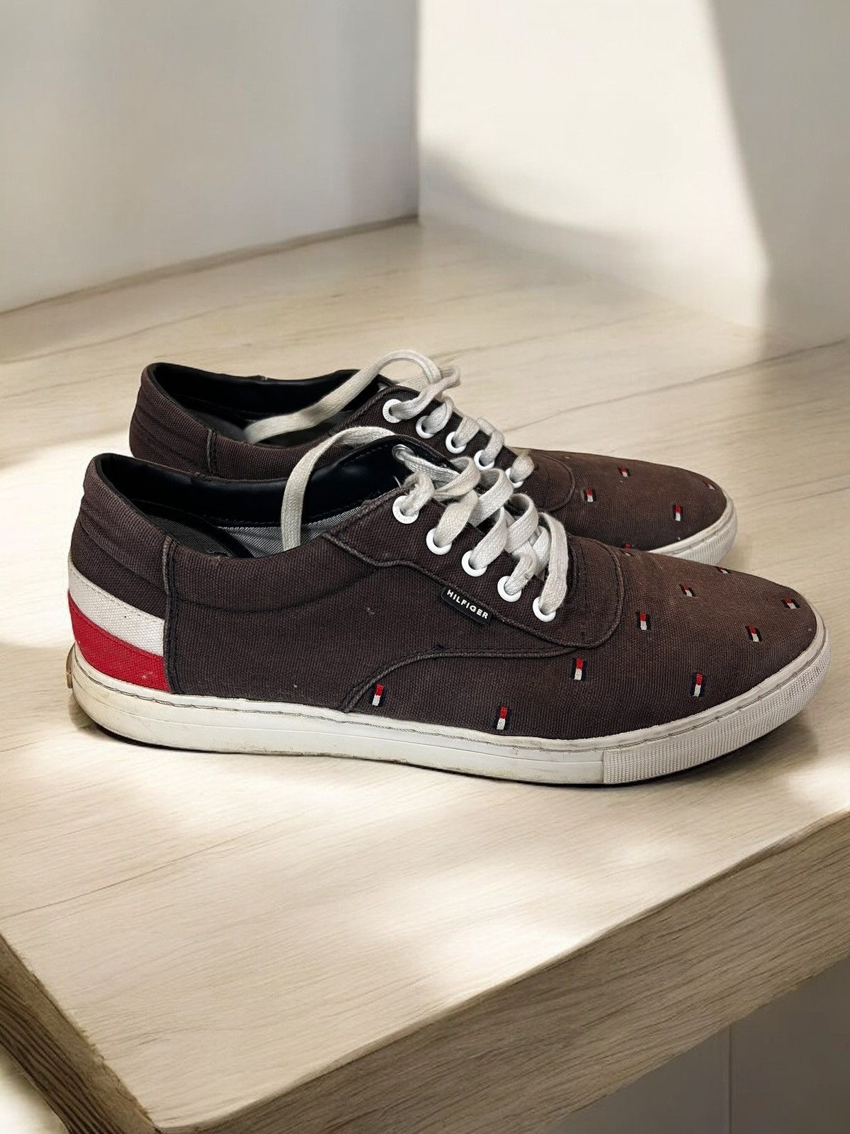 Tommy Hilfiger Tommy Hilfiger low trainers size 44 Size US 11 / EU 44 - 3 Thumbnail