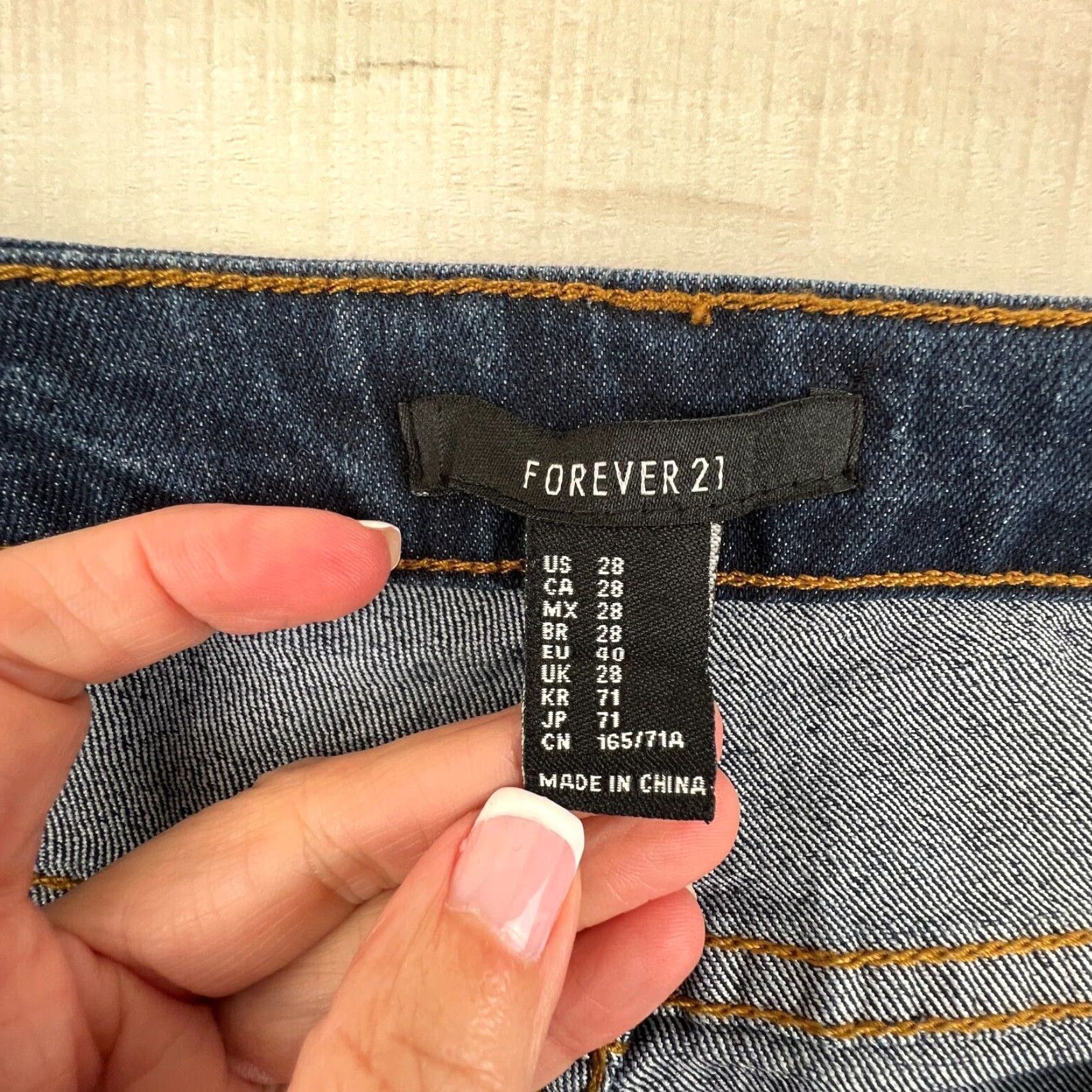 Forever 21 Forever 21 Womens Dark Blue Skinny Jeans 28 Mid Rise Stretch Denim Casual Size 28" / US 6 / IT 42 - 4 Thumbnail