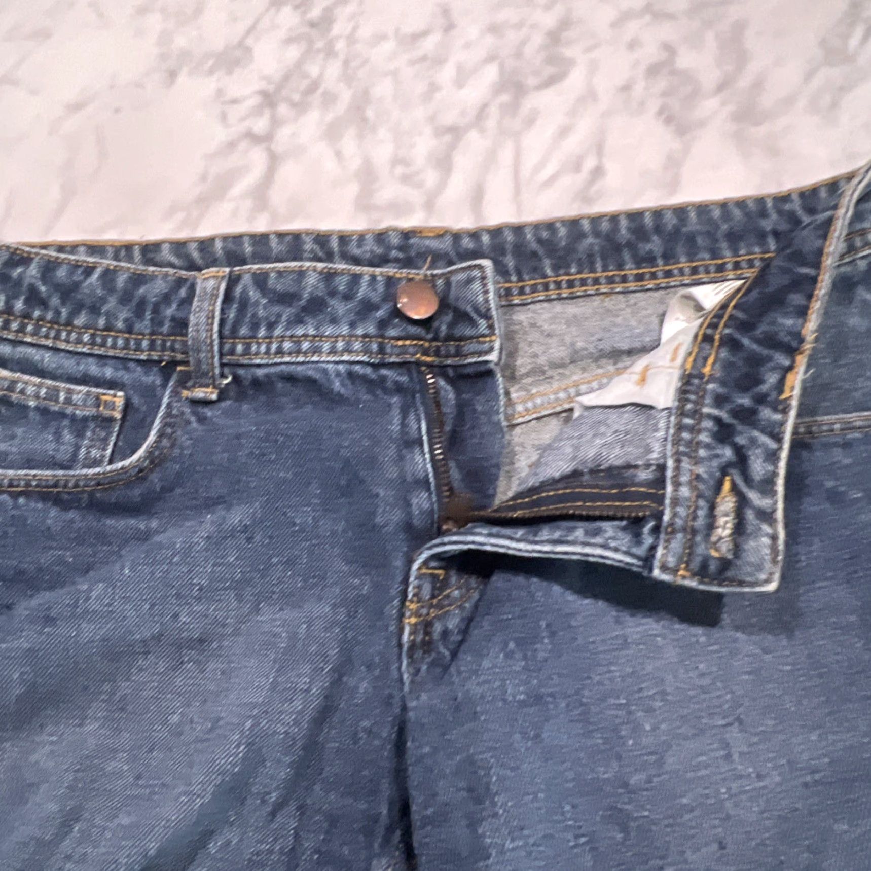 H&M H&M &Denim Denim Jean Shorts Womens Size 10 Low Waist Medium Wash Stretchy (Blue) Casual Summer Women Regular Rise High Inseam 4 in Size 32" / US 10 / IT 46 - 7 Thumbnail
