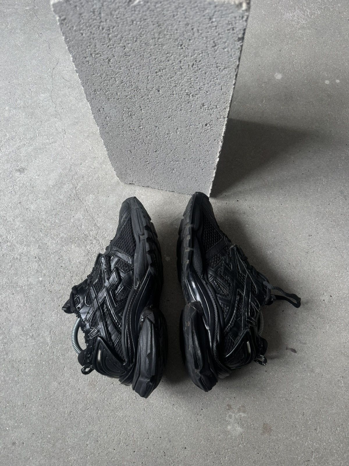Balenciaga Balenciaga Runner Triple Black Made In Italy Size US 7 / EU 40 - 9 Thumbnail