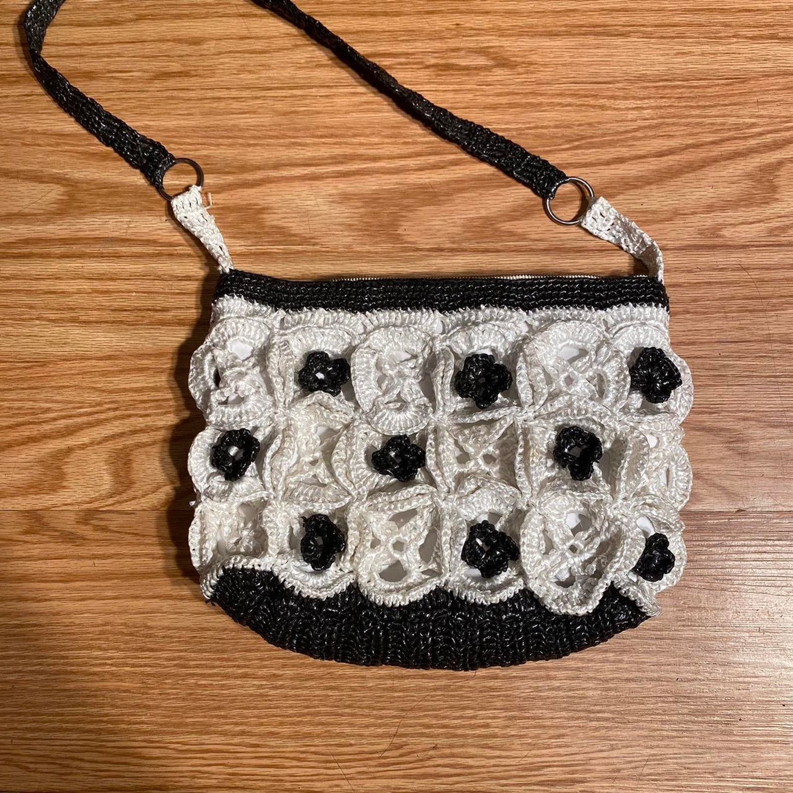 Other Black & white floral purse Size ONE SIZE - 3 Thumbnail