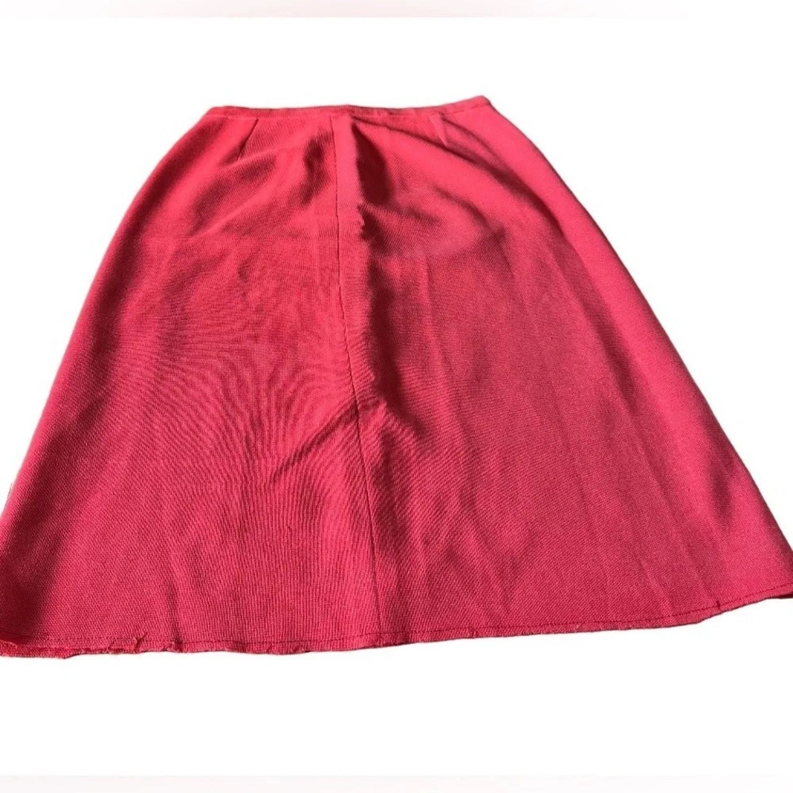 I. Magnin I. Magnin & Co vintage red 100% wool skirt Size 30" / US 8 / IT 44 - 1 Thumbnail