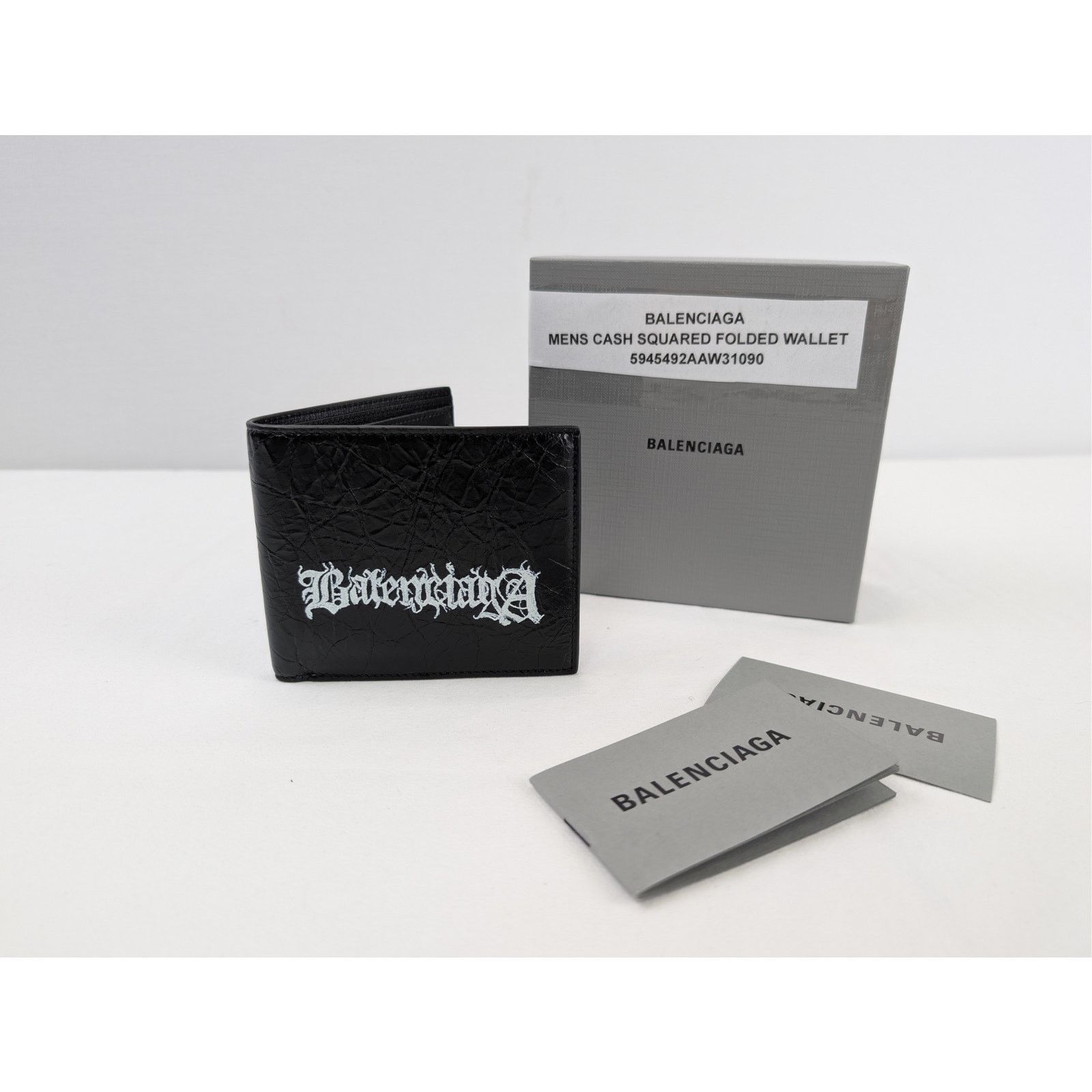 Balenciaga o1rshd1 Size: OS / Men's Cash Squared Folded Wallet in Black Size ONE SIZE - 1 Thumbnail