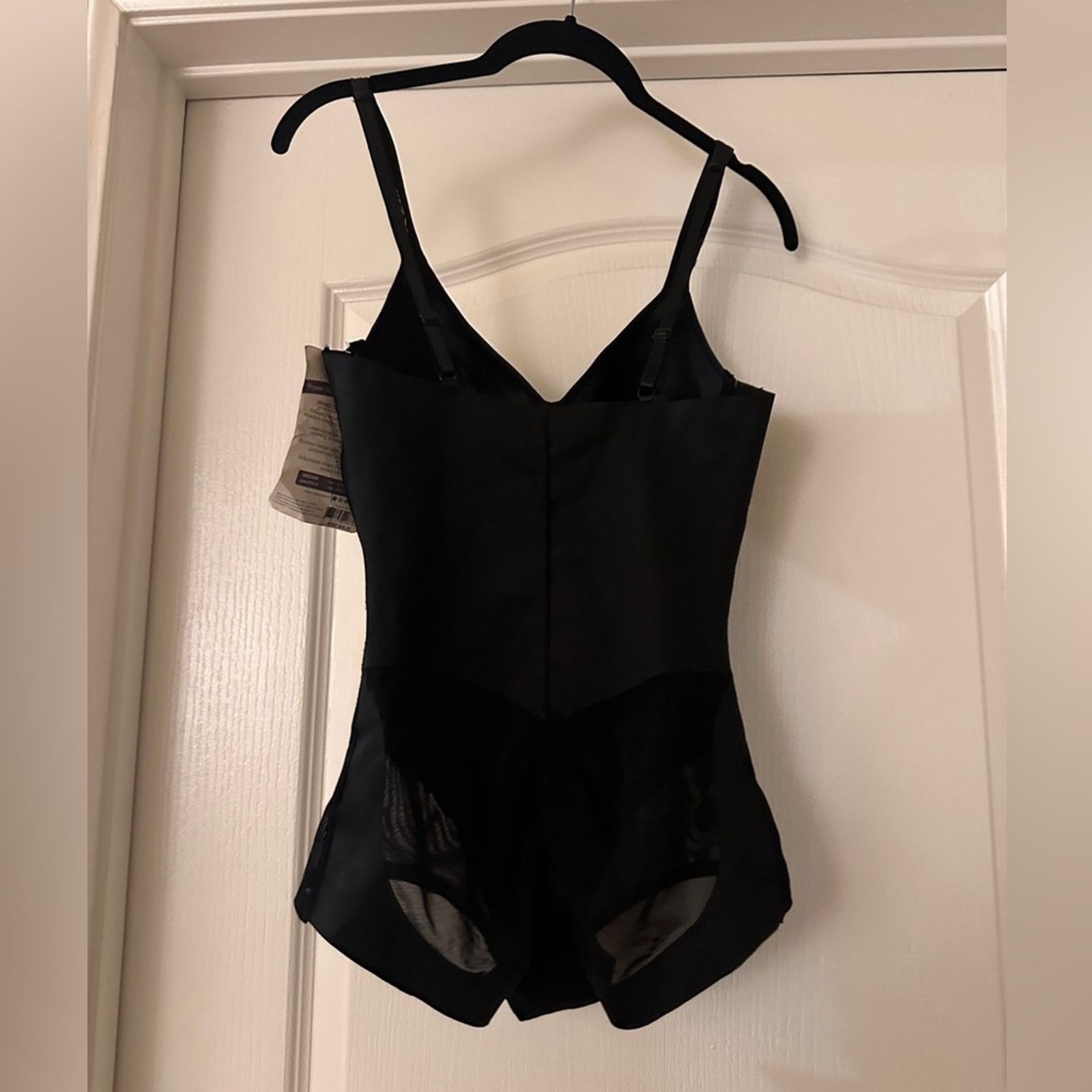 Other NWT Under Where black shape wear bodysuit size medium Size ONE SIZE - 2 Thumbnail