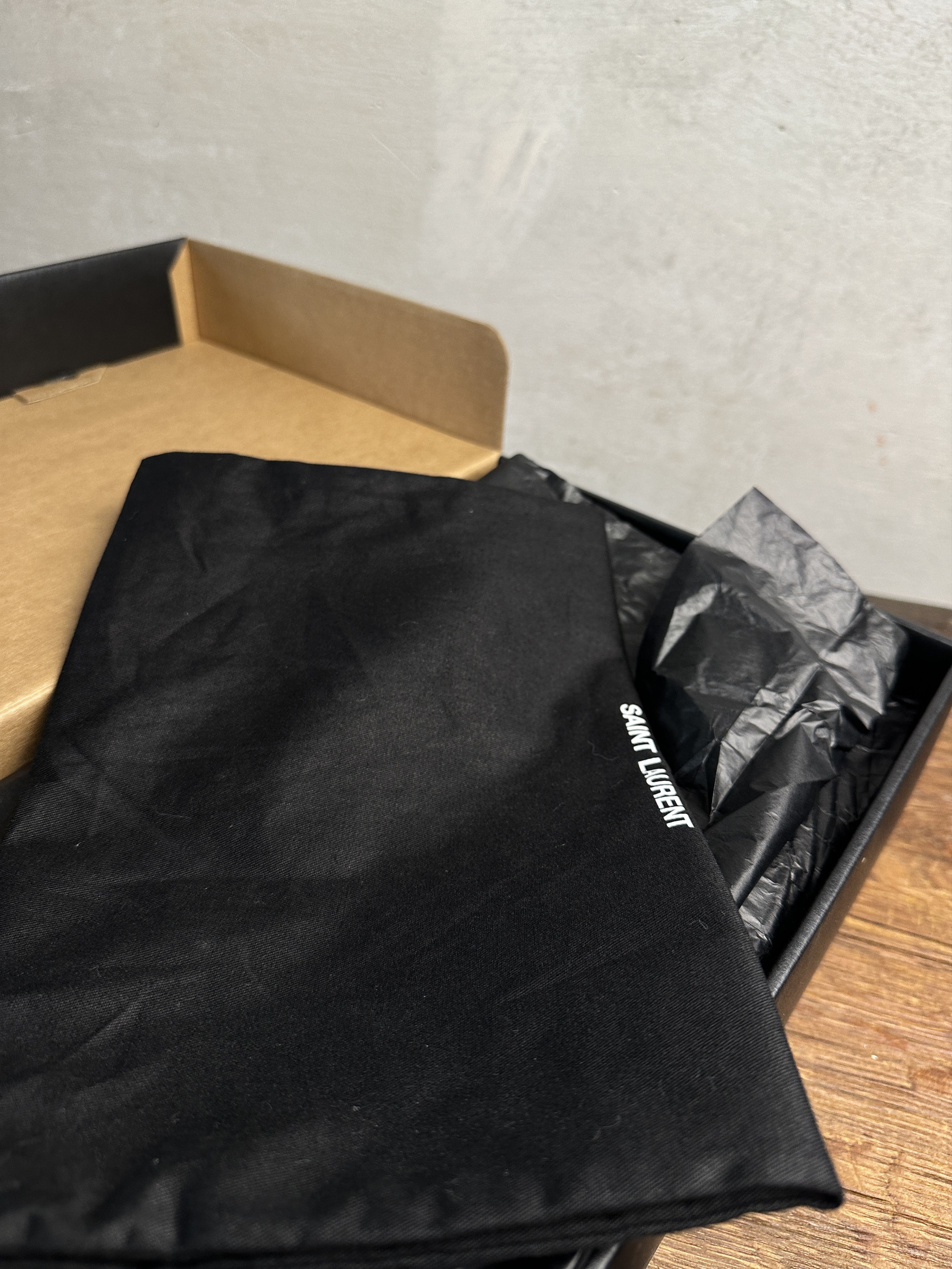 Saint Laurent Paris Saint Laurent Malibu Low Burnt White Size US 10 / IT 40 - 15 Thumbnail