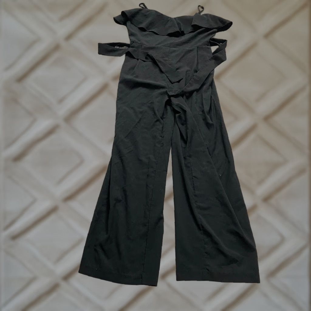 Banana Republic Banana Republic Jumpsuit Womens 4 Black Cold Shoulder Belted Straight Leg Party Casual Workwear Formal Buy Now Size 27" / US 4 / IT 40 - 1 Thumbnail