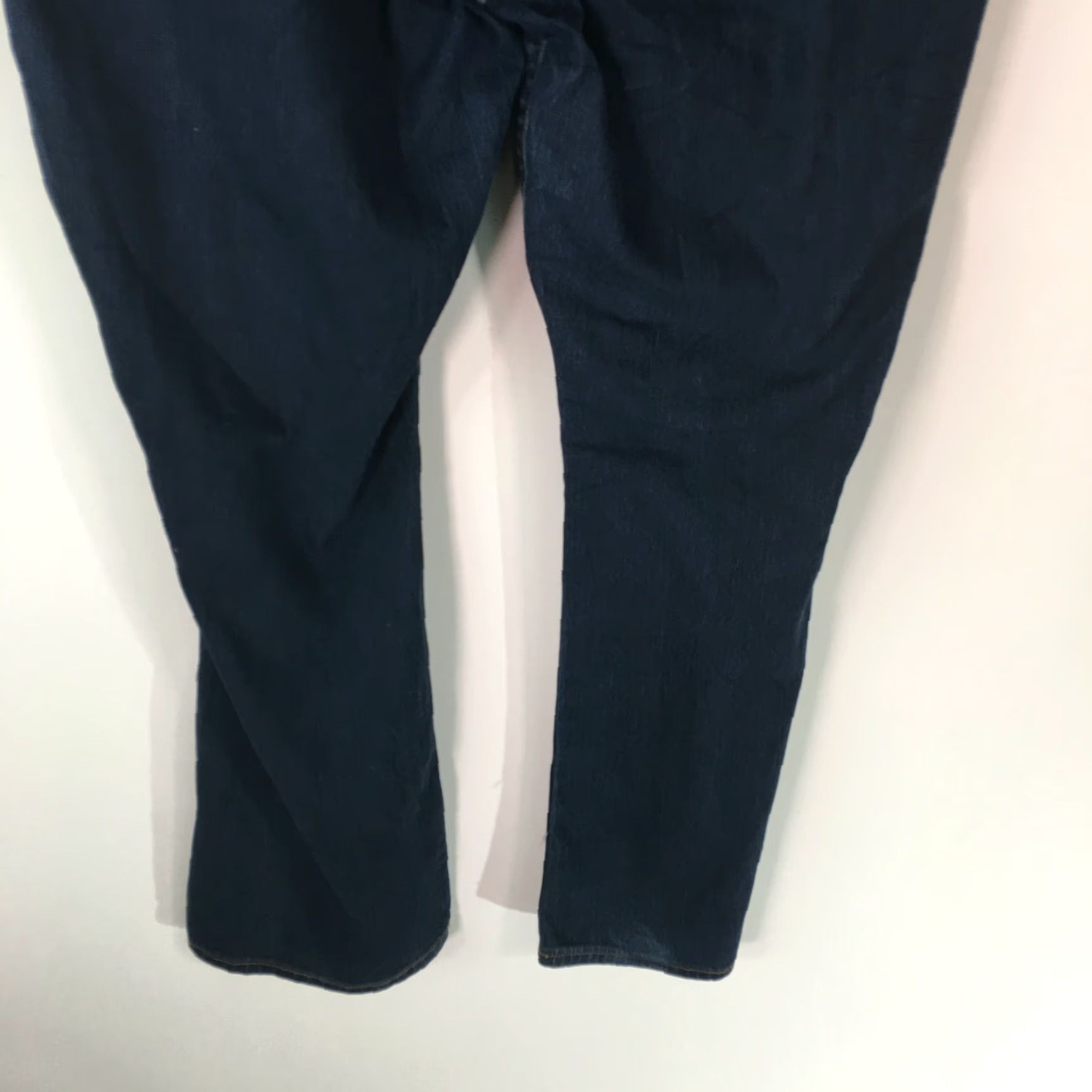 Old Navy Old Navy Jeans Women Regular Fit Mid Rise Straight Leg Blue Denim Size 18 Size 40" / US 18 - 6 Thumbnail