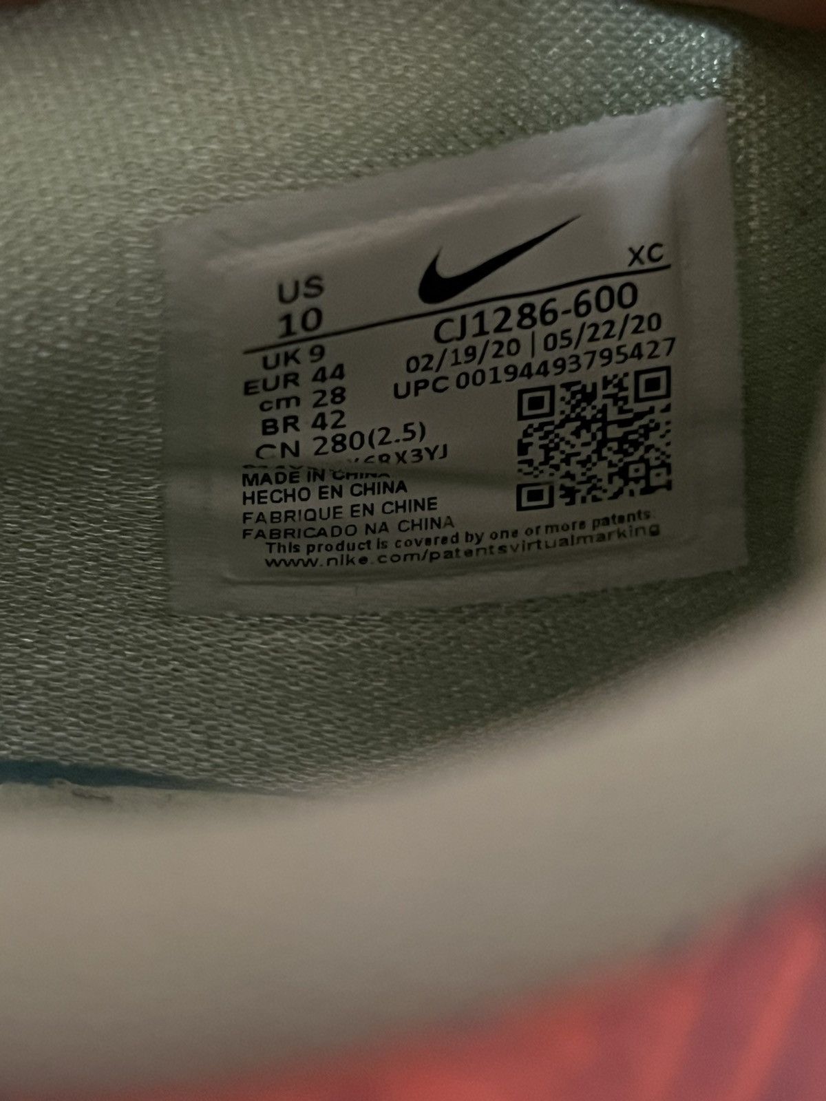 Nike KYRIE LOW 3 "TIE-DYE" Size US 10 / EU 43 - 7 Thumbnail