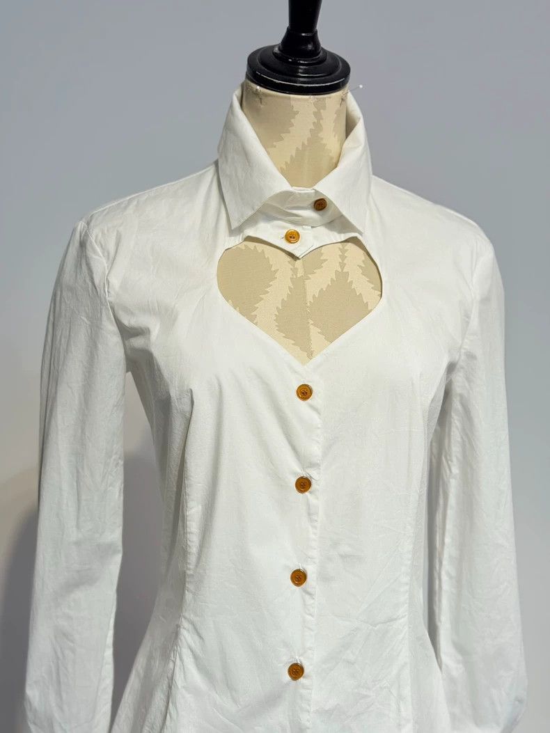 Vivienne Westwood Vivienne Westwood White shirt with hollowed out heart on t Size M / US 6-8 / IT 42-44 - 7 Thumbnail