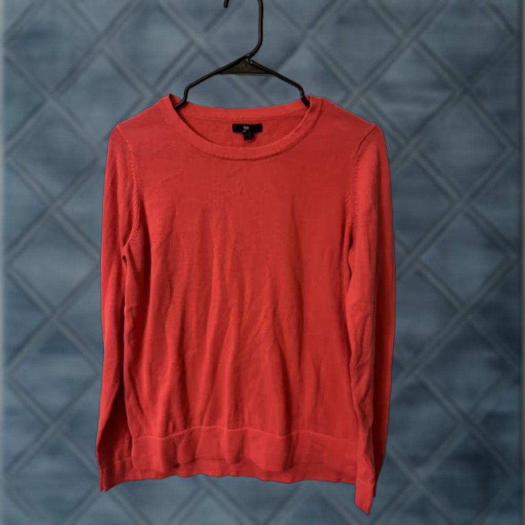 Gap VINTAGE Gap Women Sweater Pullover Crew Neck Knit Solid Long Sleeve All Seasons Fall Spring Summer Winter Casual Workout Mid Red Orange Size M / US 6-8 / IT 42-44 - 1 Thumbnail