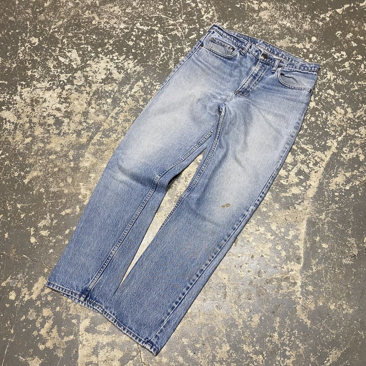 Levi's × Vintage Vintage Levi’s 505 Straight Fit Blue Denim Jeans USA 80s Size US 32 / EU 48 - 9 Thumbnail