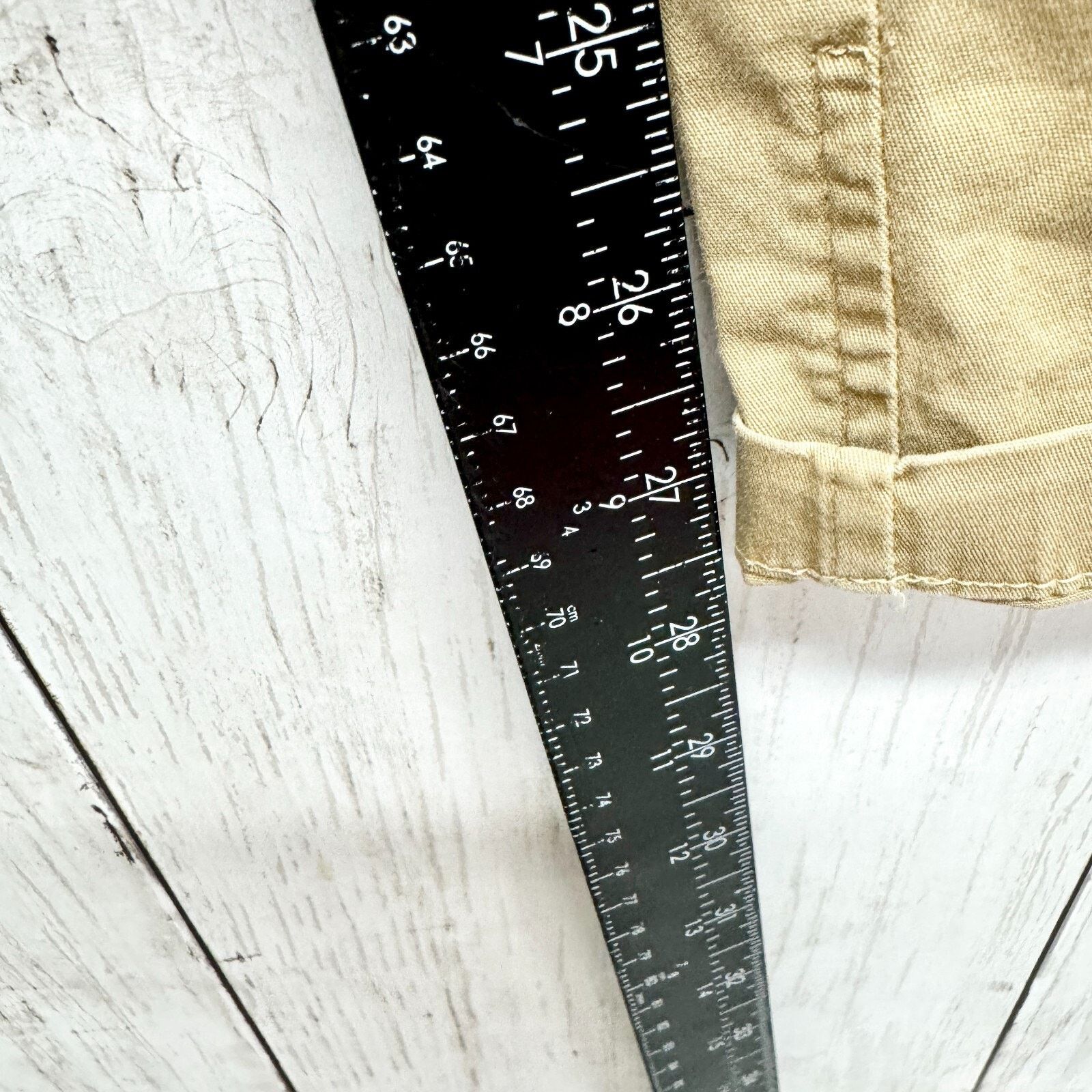 Vince Vince Pants Men Size 6 Tan Khakis Relaxed Straight Zip Fly Size US 36 / EU 52 - 6 Thumbnail