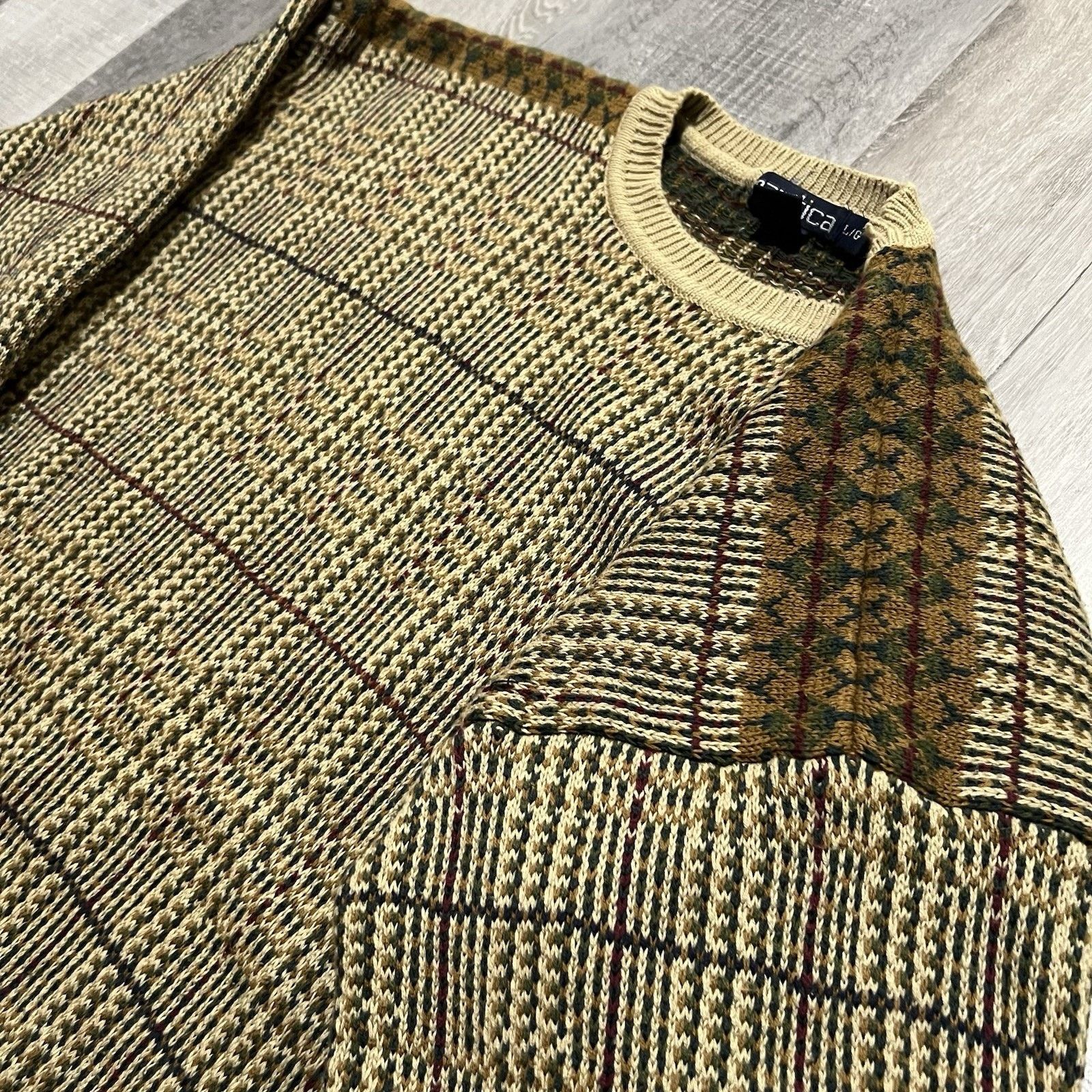 Nautica VTG Nautica Beige Cotton Knit Heavy Textured Preppy Sweater Size US L / EU 52-54 / 3 - 4 Thumbnail