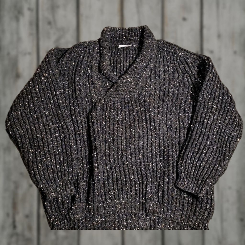 Vintage VINTAGE Irish Wool Sweater 2XL Women Crew Neck Cable Knit 100% Wool Gray Heavyweight 80s 90s Pullover Crew Neck Winter Fall Womens Size XXL / US 16-18 / IT 52-54 - 1 Thumbnail