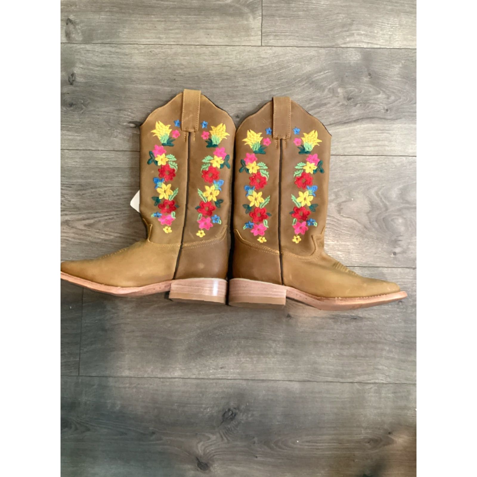 Vintage WOMEN'S Reyme Cowgirl Boots Flower Square Toe Smooth Leather Size 7 1/2 Casual Dress Mid-Calf M Crazy Tan Mens? Wait. Size US 7 / IT 37 - 3 Thumbnail