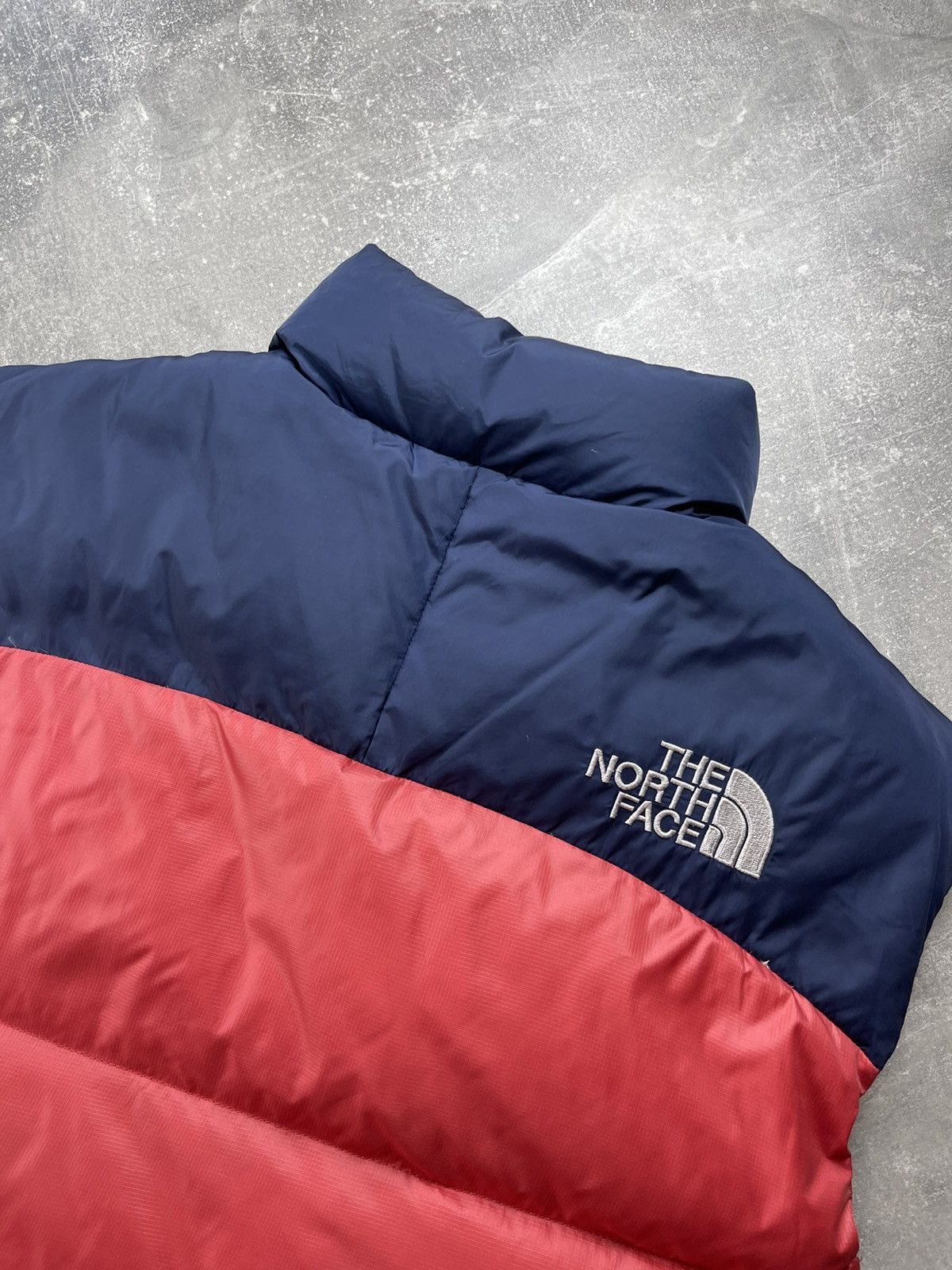 The North Face × Vintage The North Face 700 Down Puffer Vest Red Goose Down Korea Size US M / EU 48-50 / 2 - 9 Thumbnail