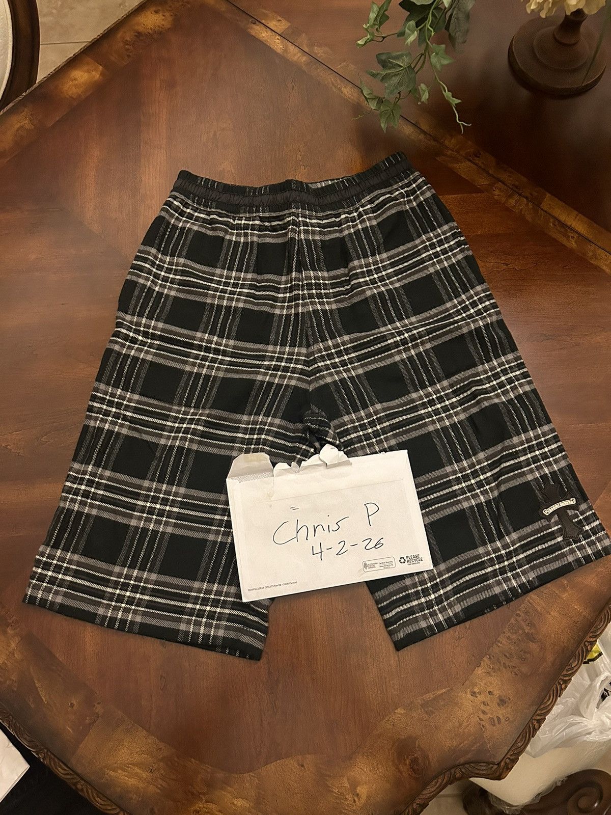 Chrome Hearts Chrome Hearts After School Flannel Shorts Size US 32 / EU 48 - 1 Thumbnail