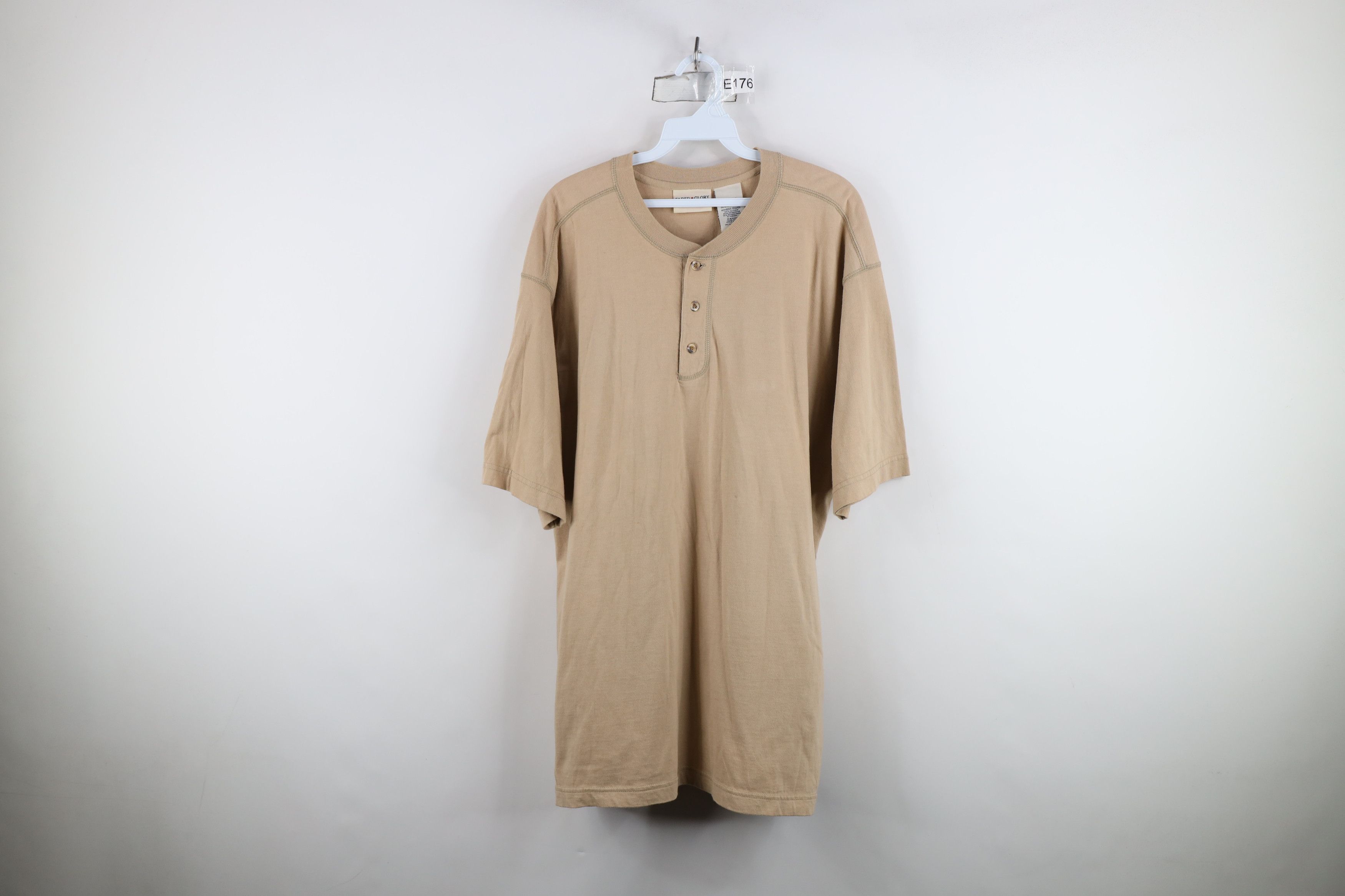 Vintage Vintage 90s Streetwear Baggy Henley T-Shirt Beige Khaki Size US L / EU 52-54 / 3 - 1 Thumbnail