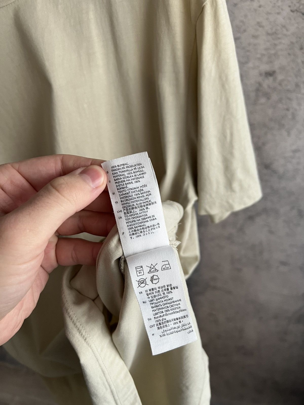 Cos Mens Cos T-Shirt Cotton Beige Tee size M Basic Casual Size US M / EU 48-50 / 2 - 7 Thumbnail