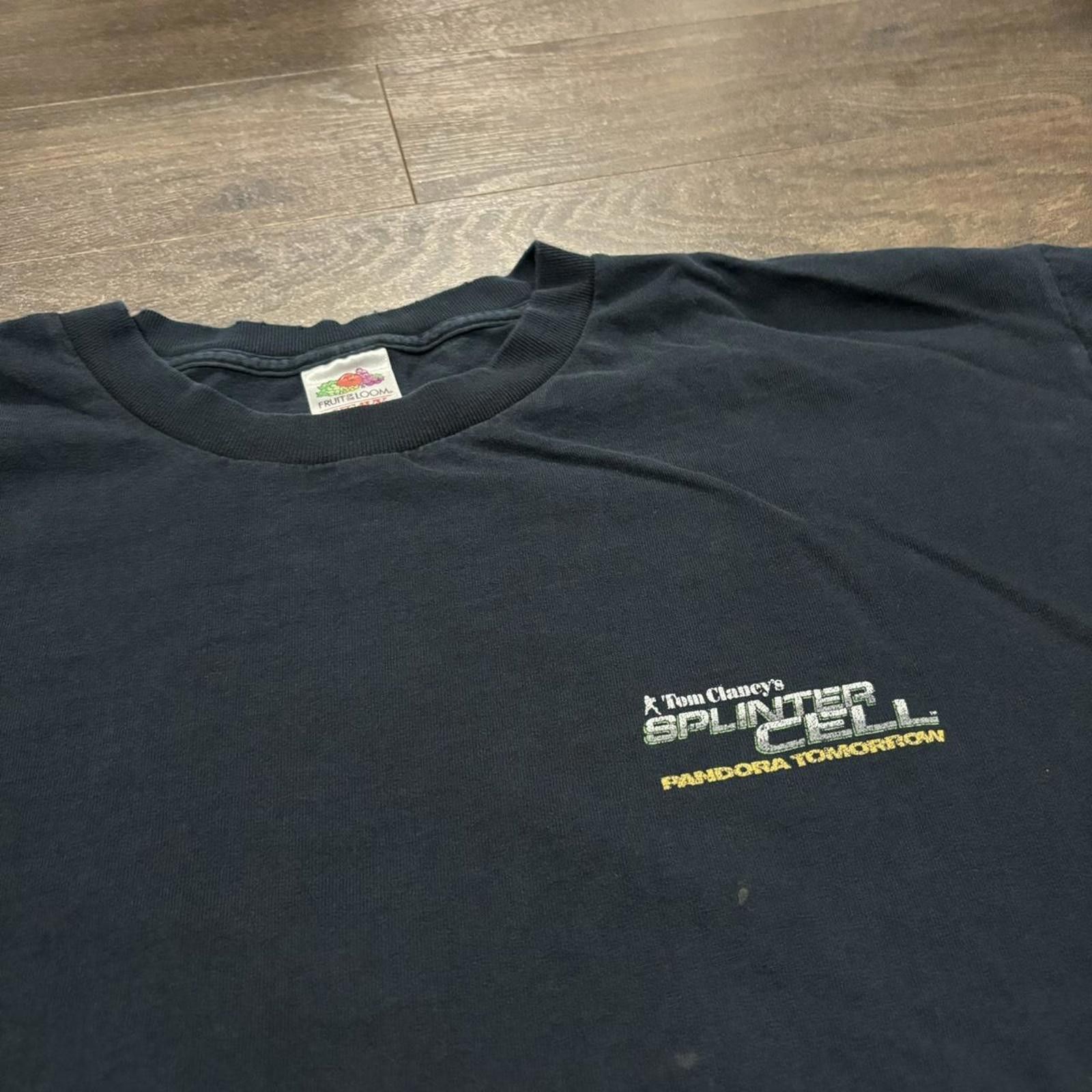 Fruit Of The Loom Vintage tom Clancy’s splinter cell pandora tomorrow t shirt Size US XL / EU 56 / 4 - 2 Thumbnail