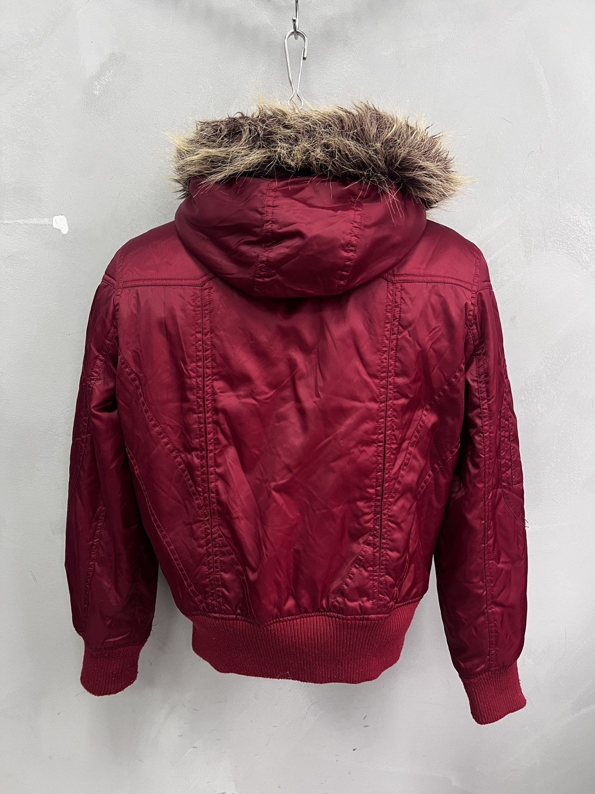 If Six Was Nine If six was nine Red puffer fur hood jacket y2k 14thaddiction Size US M / EU 48-50 / 2 - 7 Thumbnail