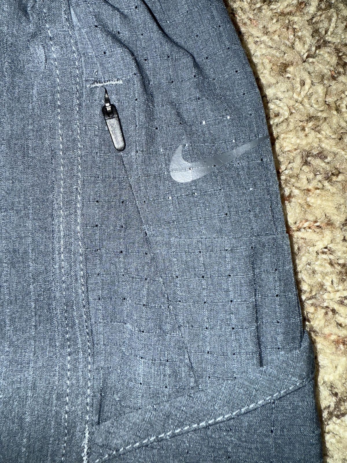 Nike Nike Shorts Mens Nike Dri-Fit Adv A.P.S. Unlined Versatile Grey Shorts Sample Size US 32 / EU 48 - 4 Thumbnail
