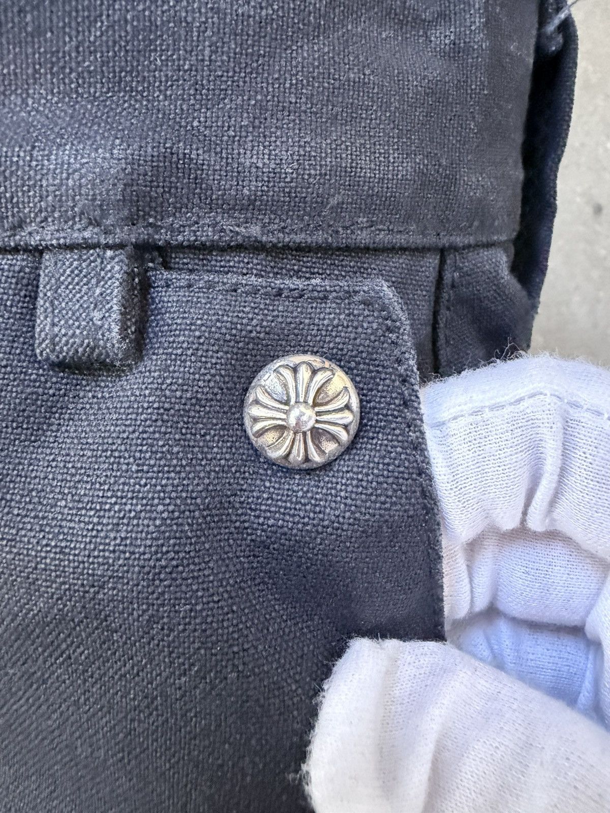 Chrome Hearts RARE!Chrome Hearts Cemetery Cross Leather Patch Cargo Pants Size US 31 - 3 Thumbnail