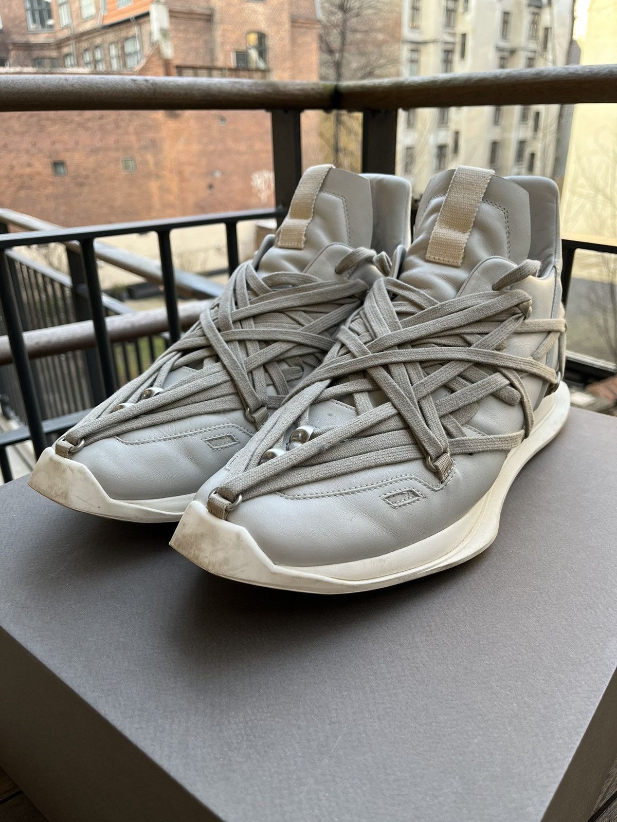 image of Rick Owens Megalaced Runner Shoes in Oyster Pearl, Men's (Size 11)