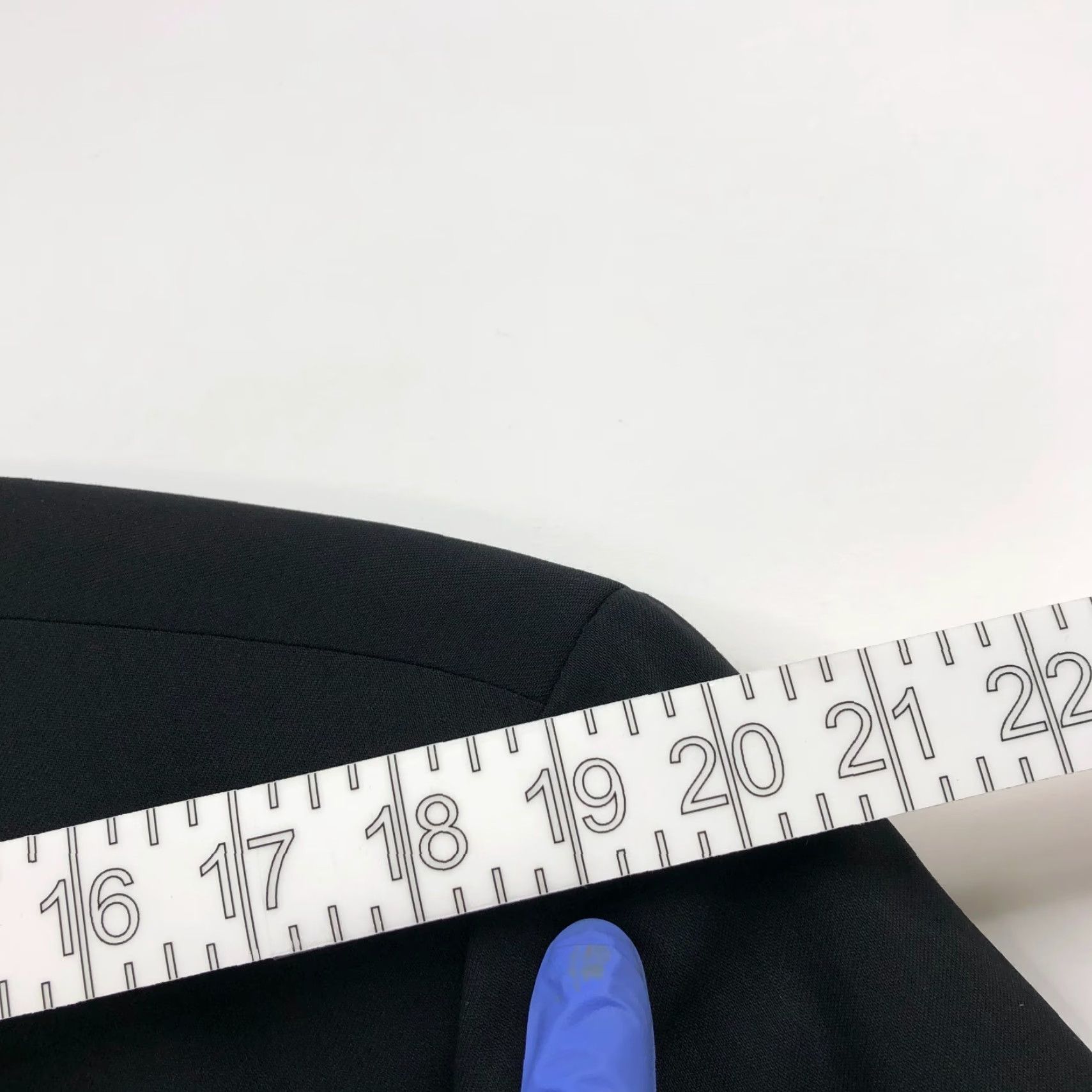 Hugo Boss VINTAGE Hugo Boss Blazer Jacket Mens 48L Black Wool 100% Button Notch 2-Button Single-Breasted Regular MINT Size 48R - 5 Thumbnail