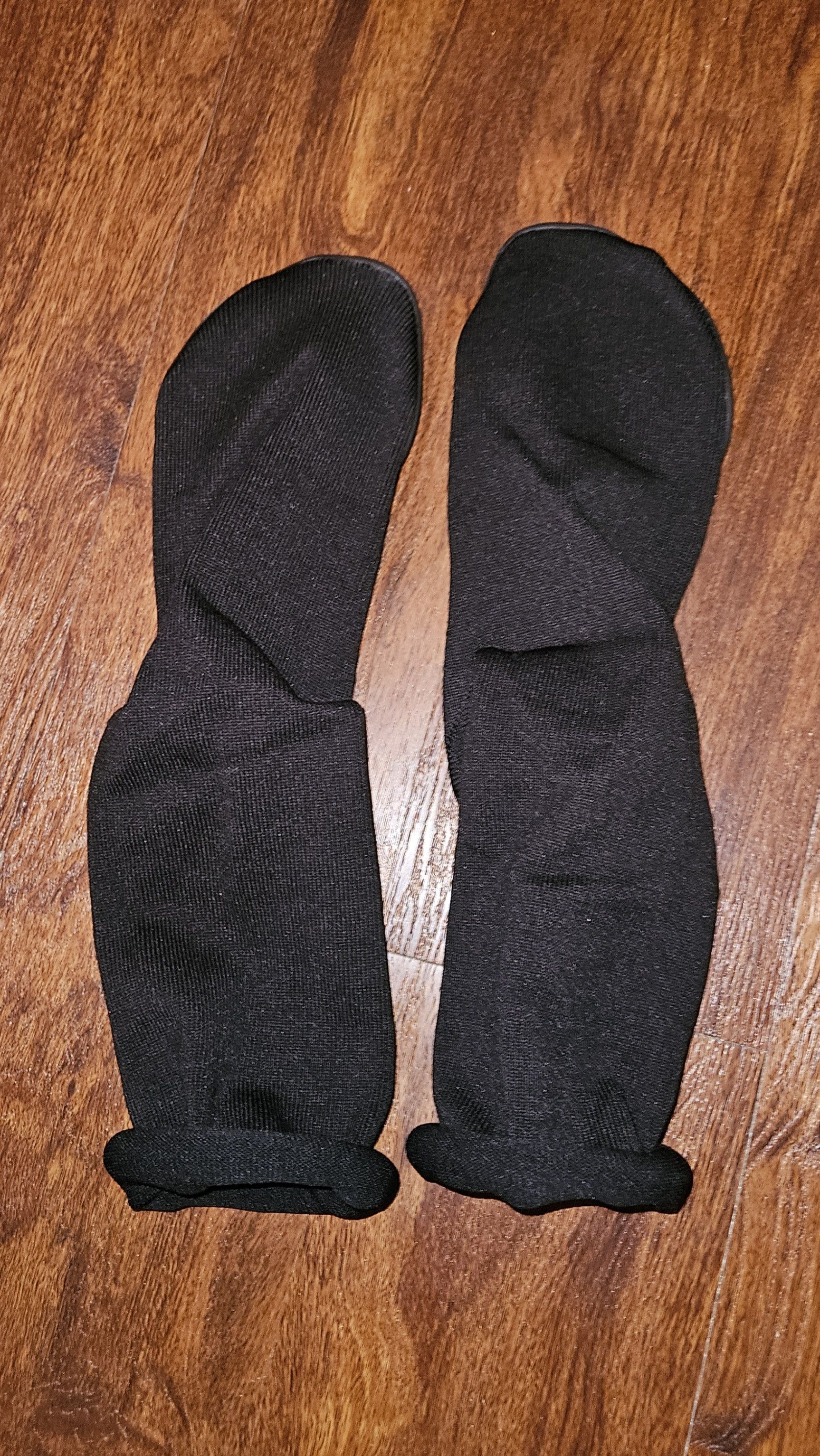 Yeezy Yeezy Pods Size 1 Size US 8 / EU 41 - 4 Thumbnail