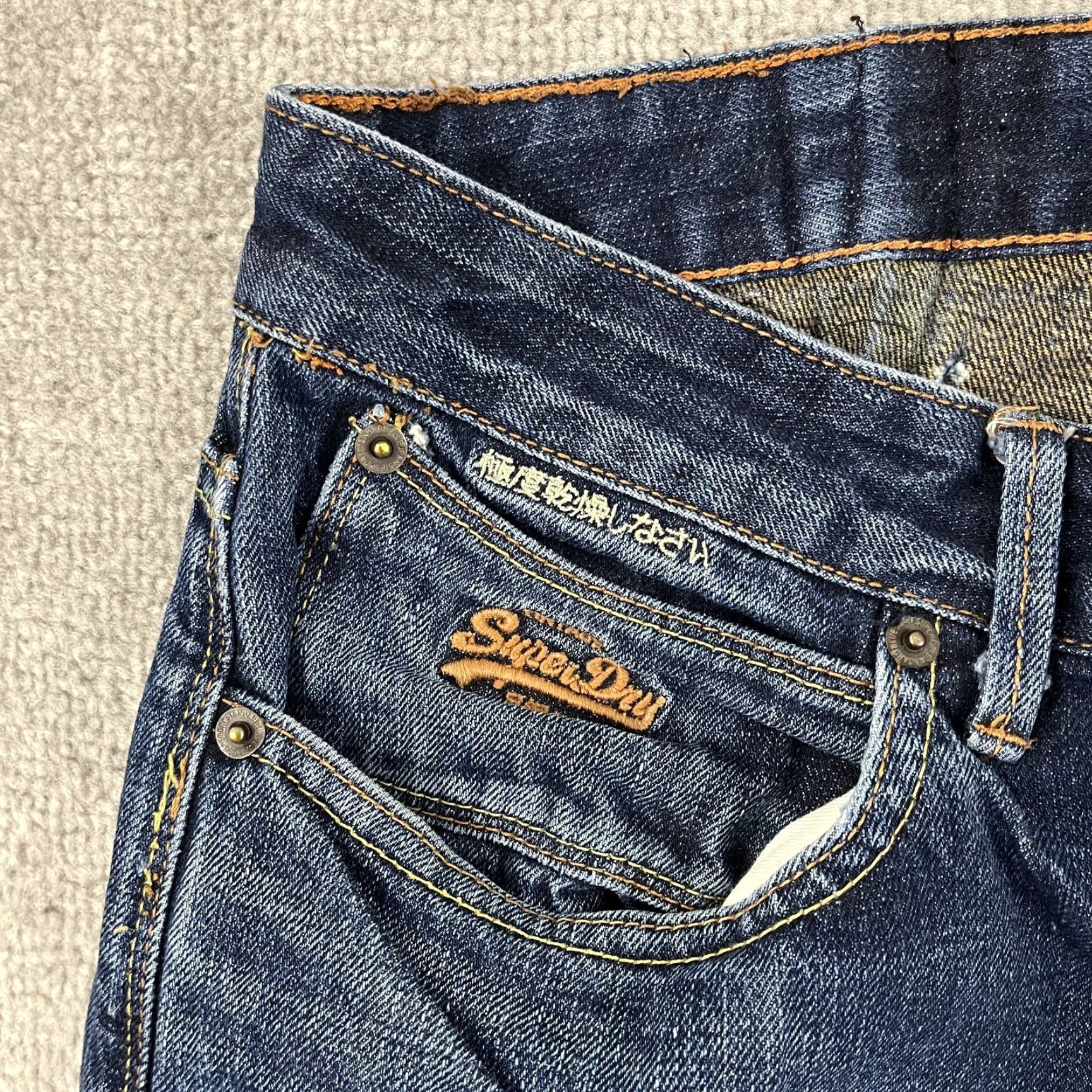 Superdry VINTAGE Superdry Jeans Mens Tapered Fit Blue Denim 32 x 29 Mid Rise Grunge Style Size US 32 / EU 48 - 6 Thumbnail