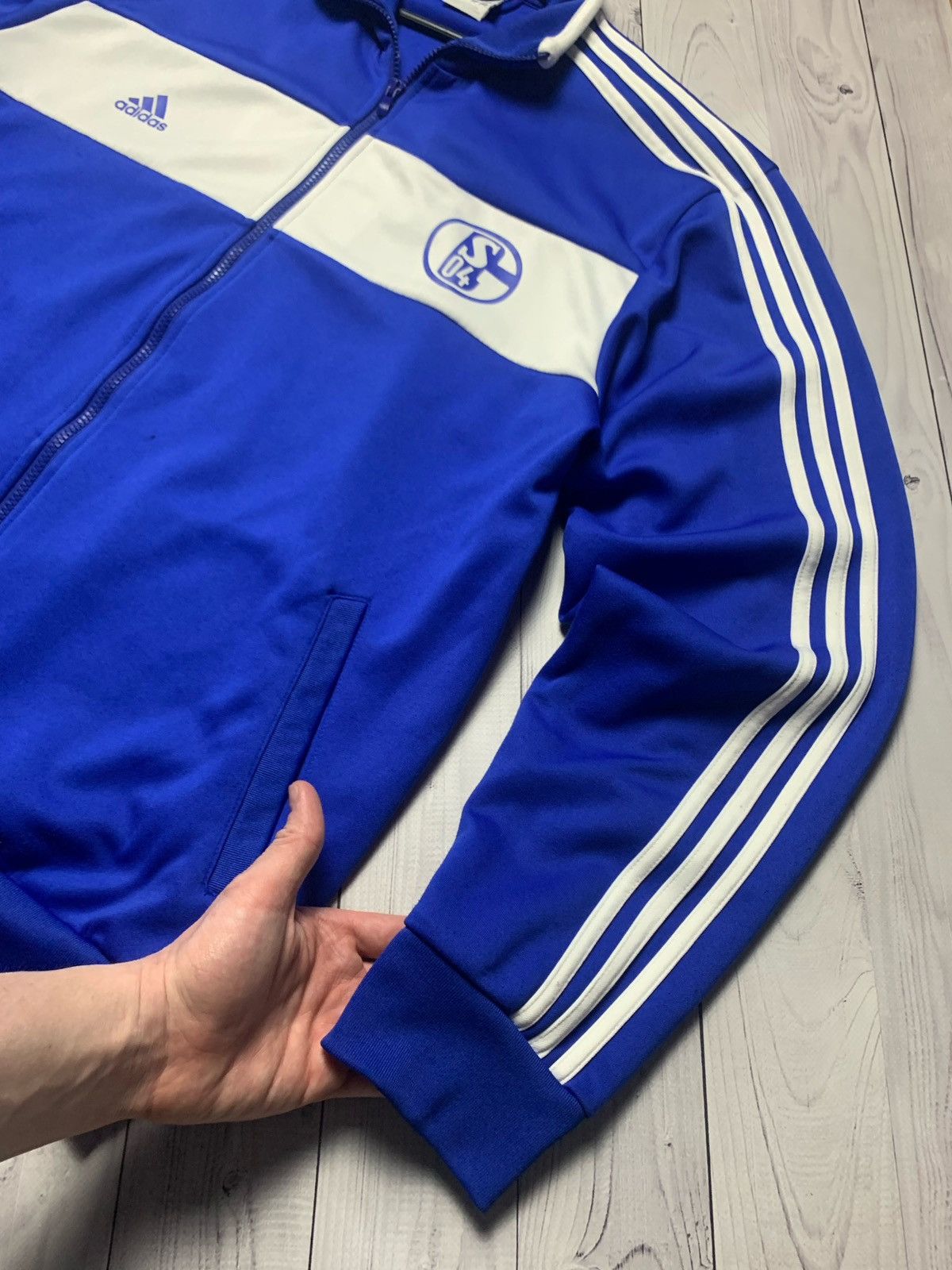 Vintage Adidas shalke 04 vintage soccer track jacket Size XL Size US XL / EU 56 / 4 - 3 Thumbnail