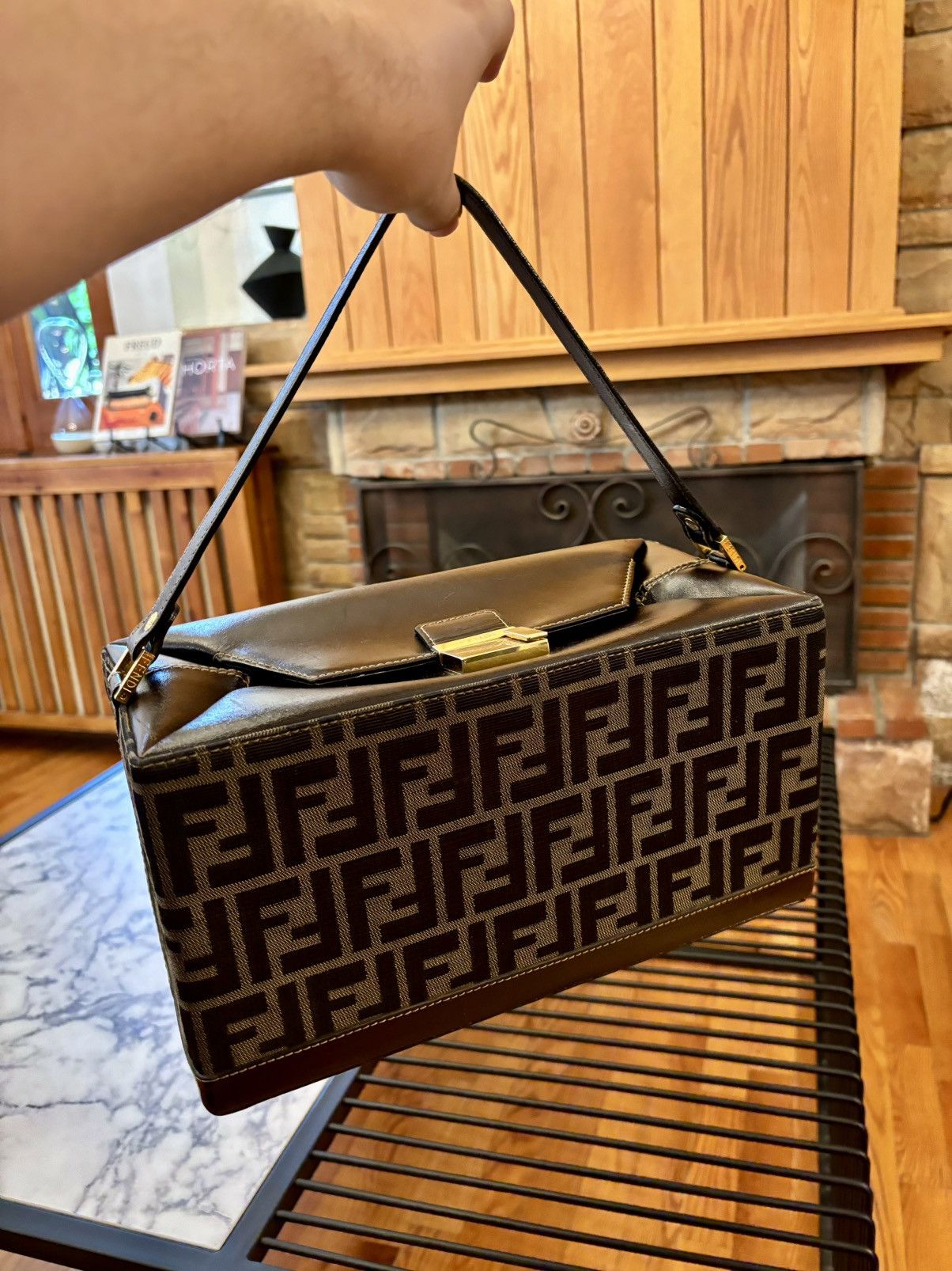 Fendi RESERVED Fendi Baguette Bauletto trunk bag Size ONE SIZE - 19 Thumbnail