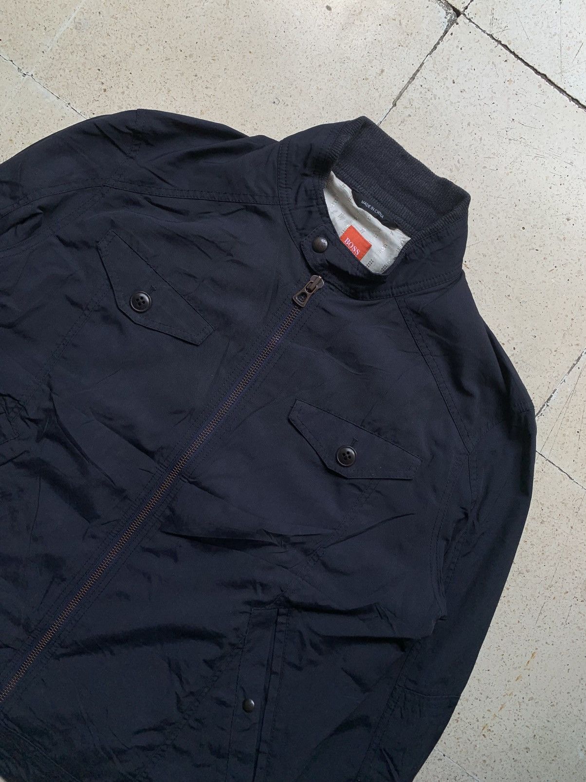 Hugo Boss Hugo boss neck strap jacket Size US L / EU 52-54 / 3 - 2 Thumbnail