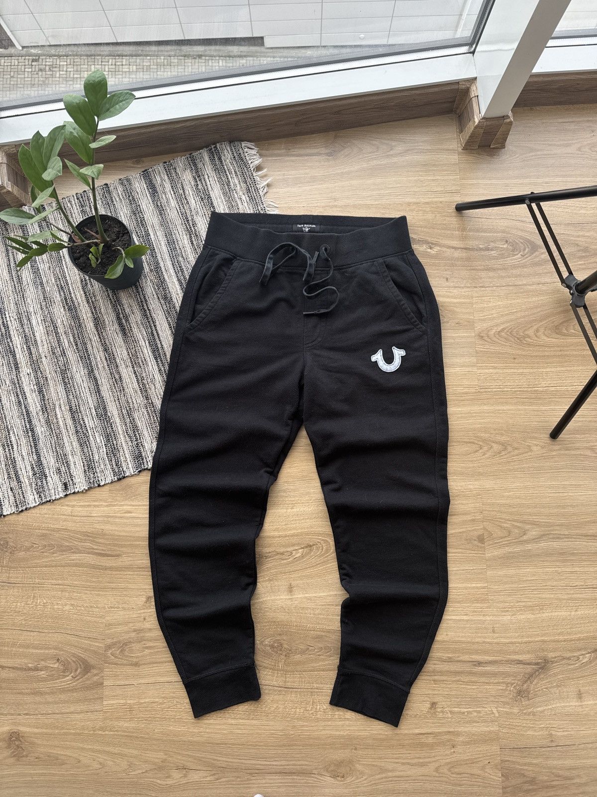 True Religion × Vintage True religion Embroidered logo distressed sweatpants Size US 30 / EU 46 - 1 Thumbnail